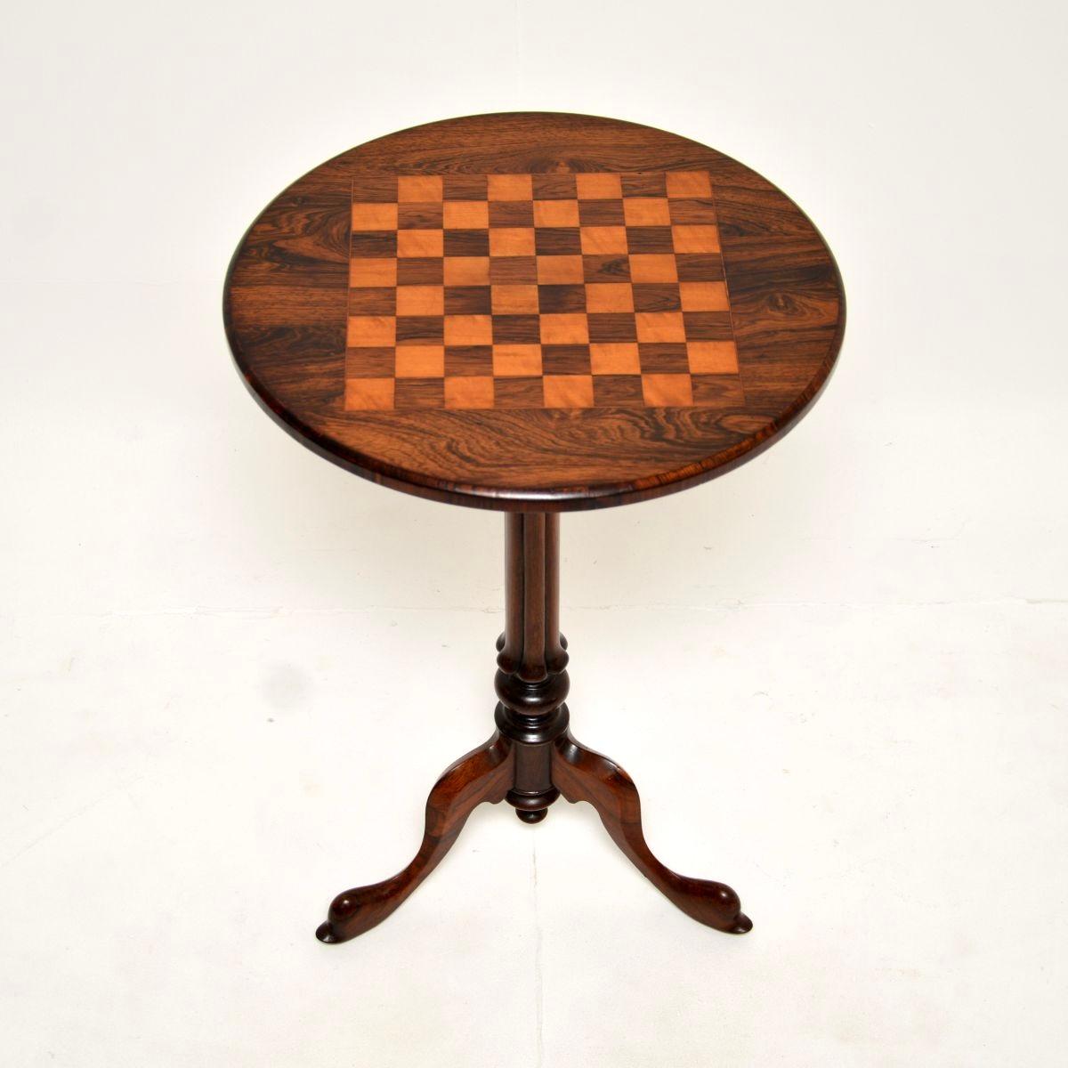 Apogée victorien Ancienne table d'échecs victorienne en marqueterie en vente