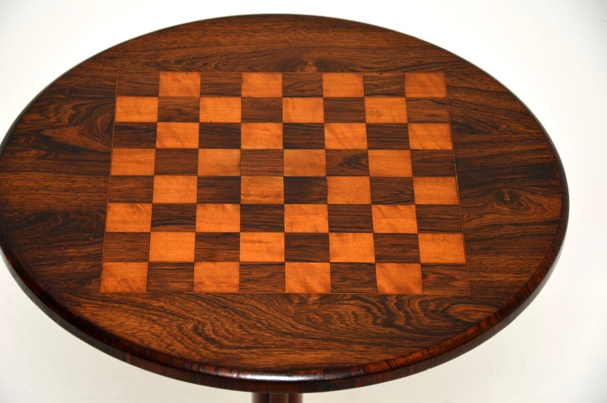 Ancienne table d'échecs victorienne en marqueterie Bon état - En vente à London, GB