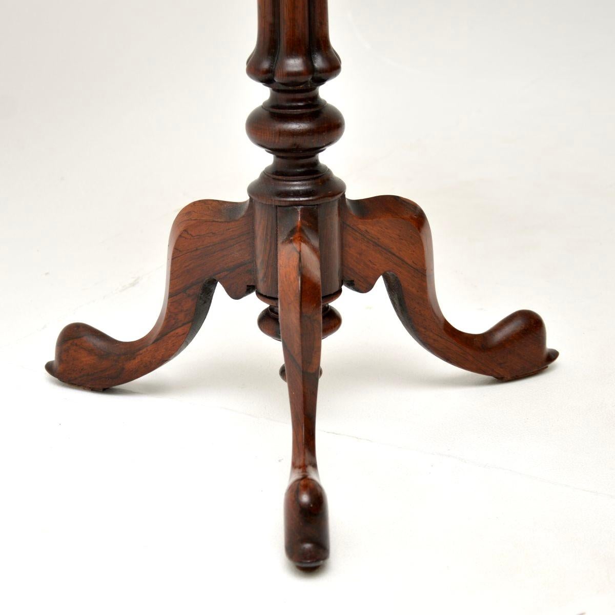 Milieu du XIXe siècle Ancienne table d'échecs victorienne en marqueterie en vente