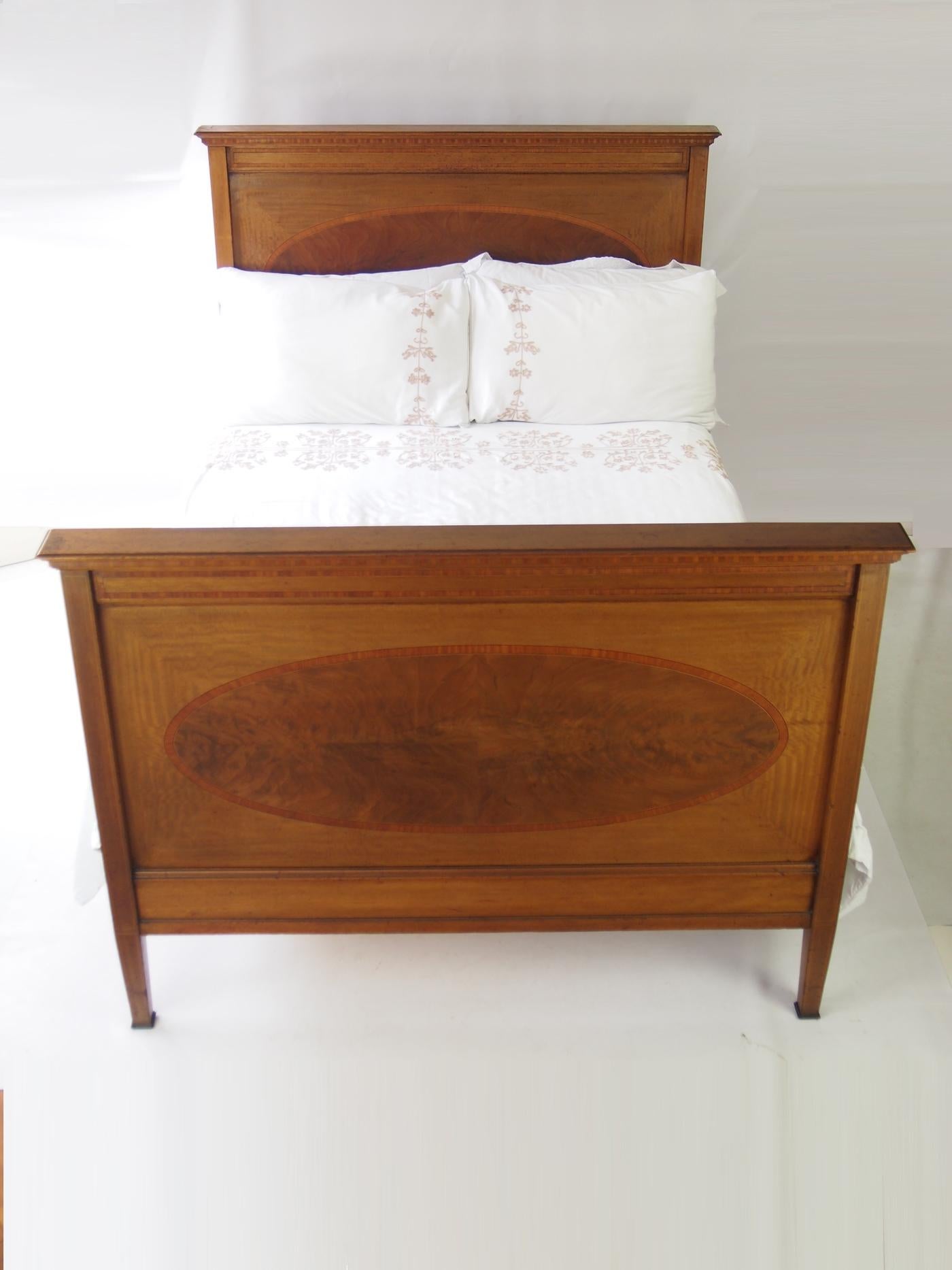 Antique Victorian Inlaid Mahogany Bedstead UK Double Bed /US Full Frame In Fair Condition In Leeds, West Yorkshire