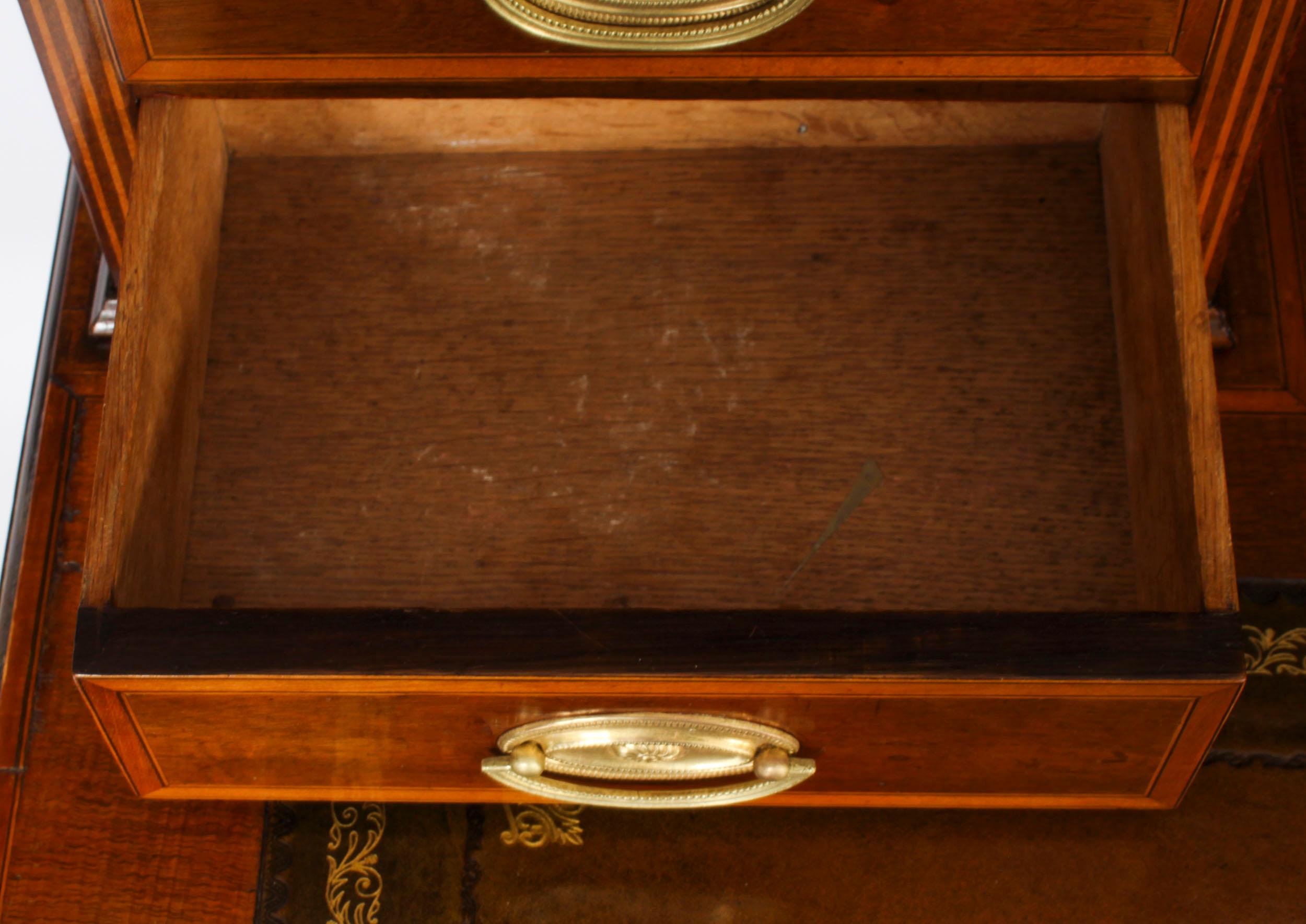 Antique Victorian Inlaid Mahogany Pedestal Desk 19th Century For Sale 11