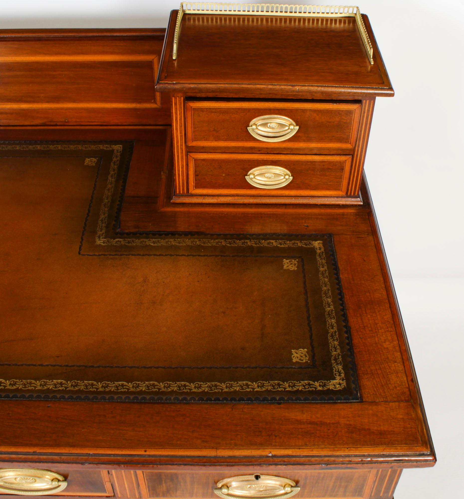 Antique Victorian Inlaid Mahogany Pedestal Desk 19th Century For Sale 1