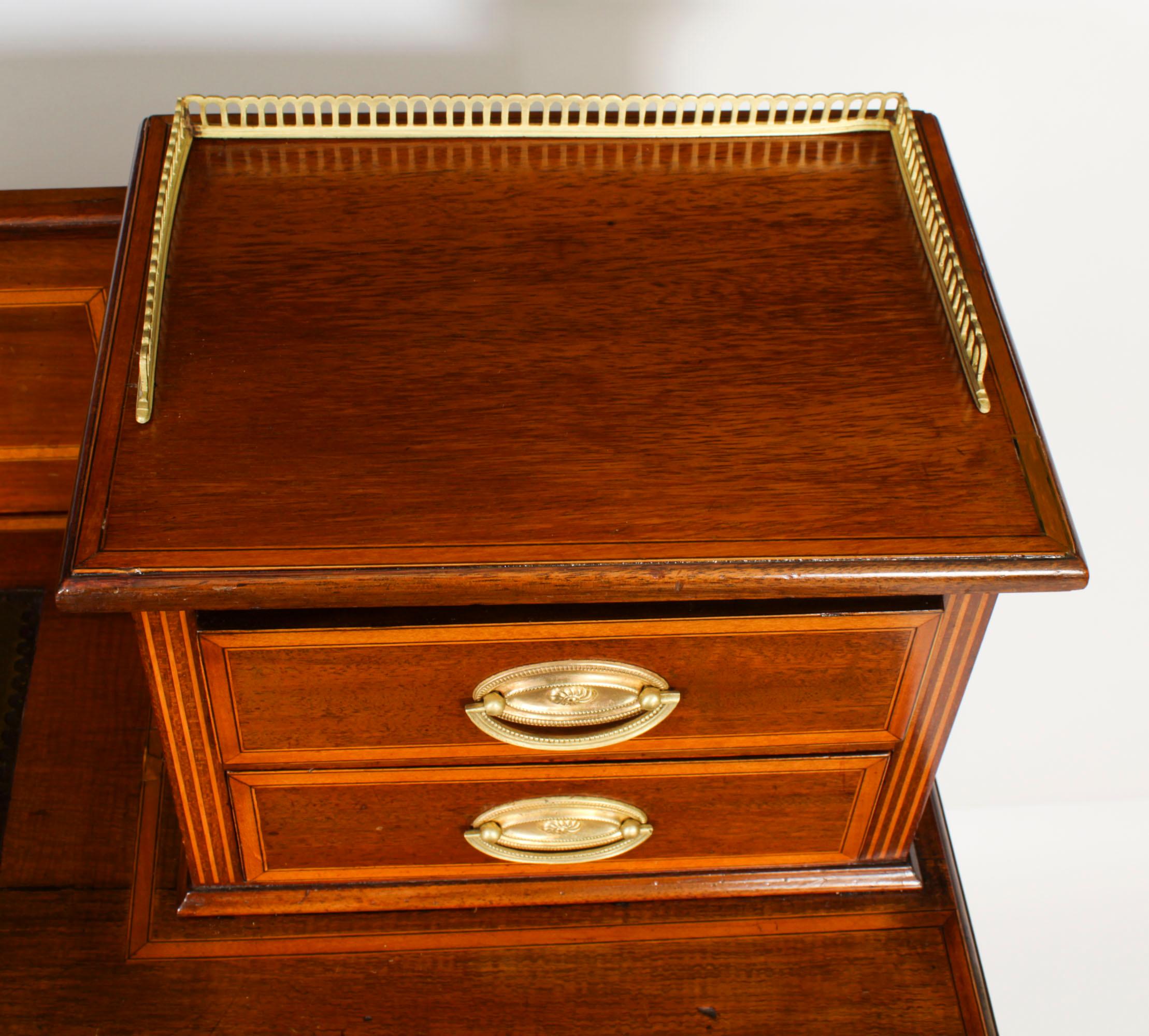 Antique Victorian Inlaid Mahogany Pedestal Desk 19th Century For Sale 2