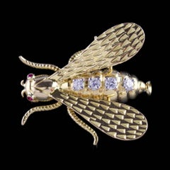 Antique Victorian Insect Brooch 18 Carat Gold Diamond, circa 1900