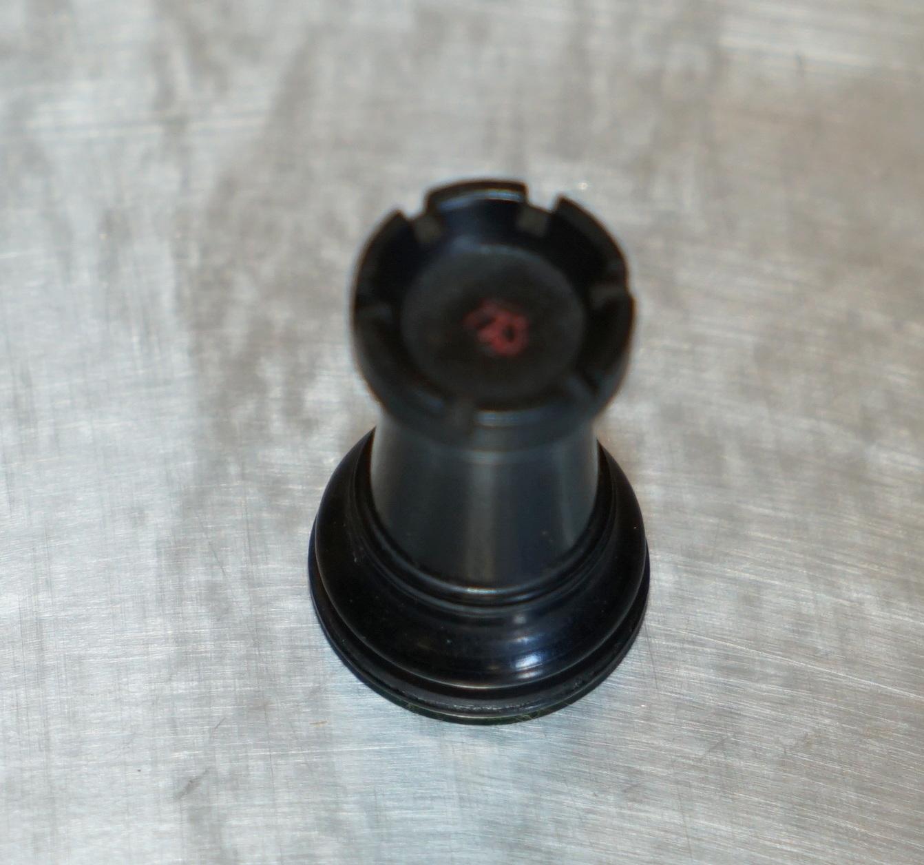 ANTIQUE JEU DE CHESSES JACQUE STAUNTON CHESSMAN ESTAMPÉ EN BOÎTE D'ORIGINE VICTORIENNE en vente 9