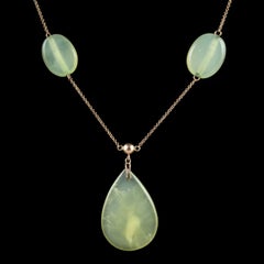 Antique Victorian Jade Pendant Necklace 9 Carat Gold Sautoir Chain, circa 1900