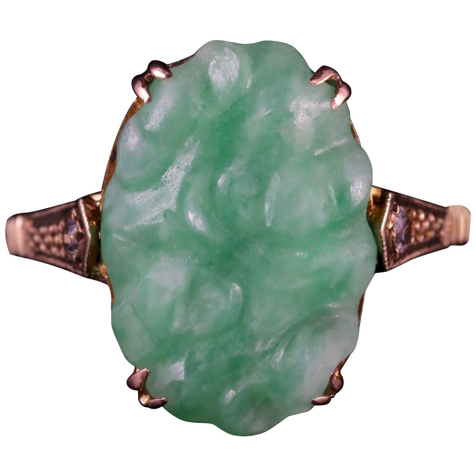Antique Victorian Jade Ring Spinel 9 Carat Gold, circa 1900 For Sale
