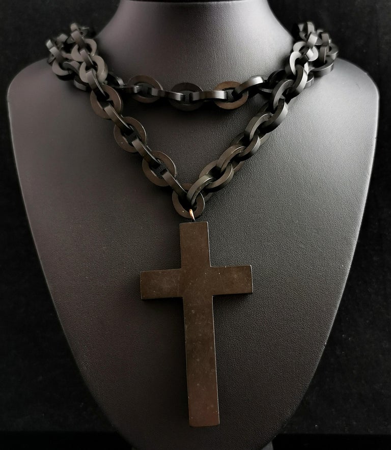 Antique Victorian Jet long chain necklace, Vulcanite Cross pendant, Mourning  For Sale 7