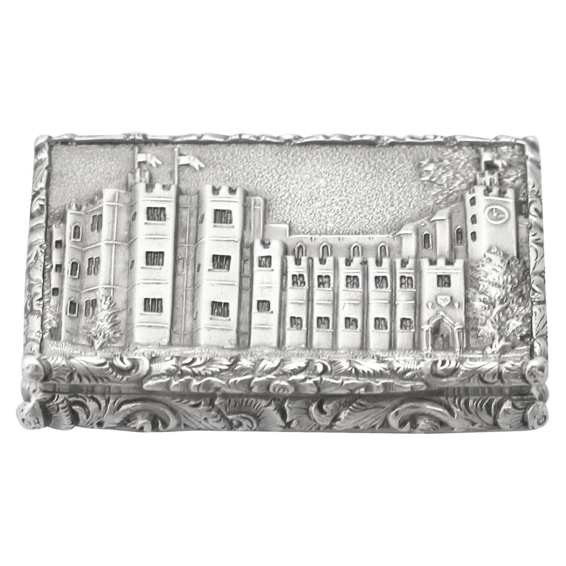 Antique Victorian Kenilworth Castle Sterling Silver Vinaigrette