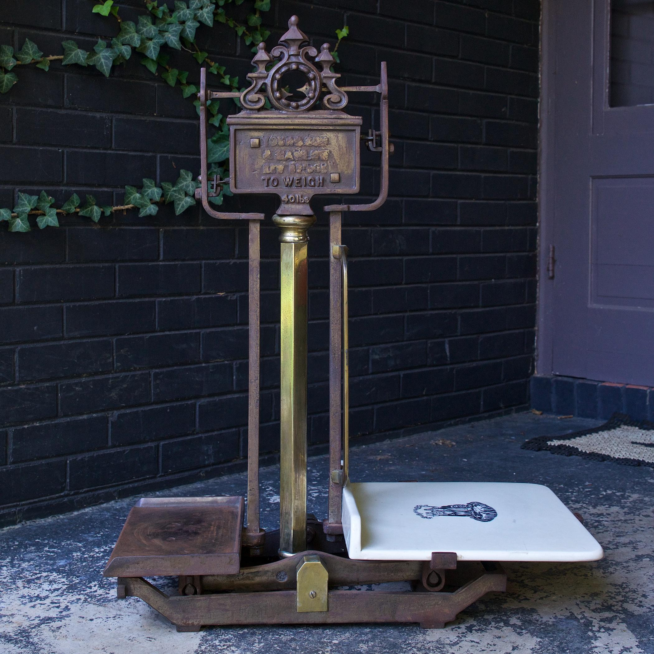 American Antique Victorian Kitchen 40 Pound Scale Cast Iron Balance w/ Ironstone Plate For Sale