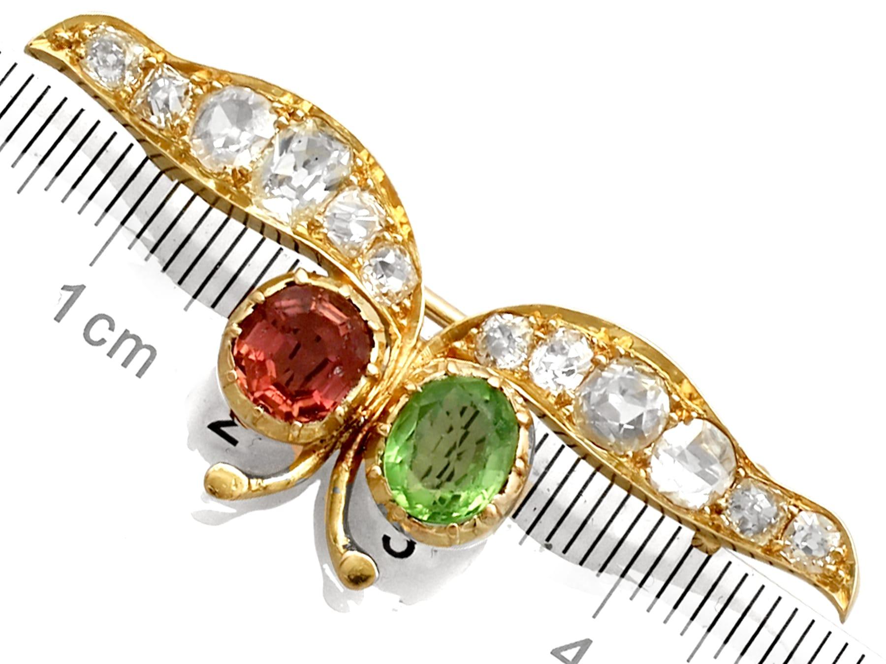Victorian Kunzite and Peridot 2.96 Carat Diamond and Yellow Gold Brooch For Sale 2