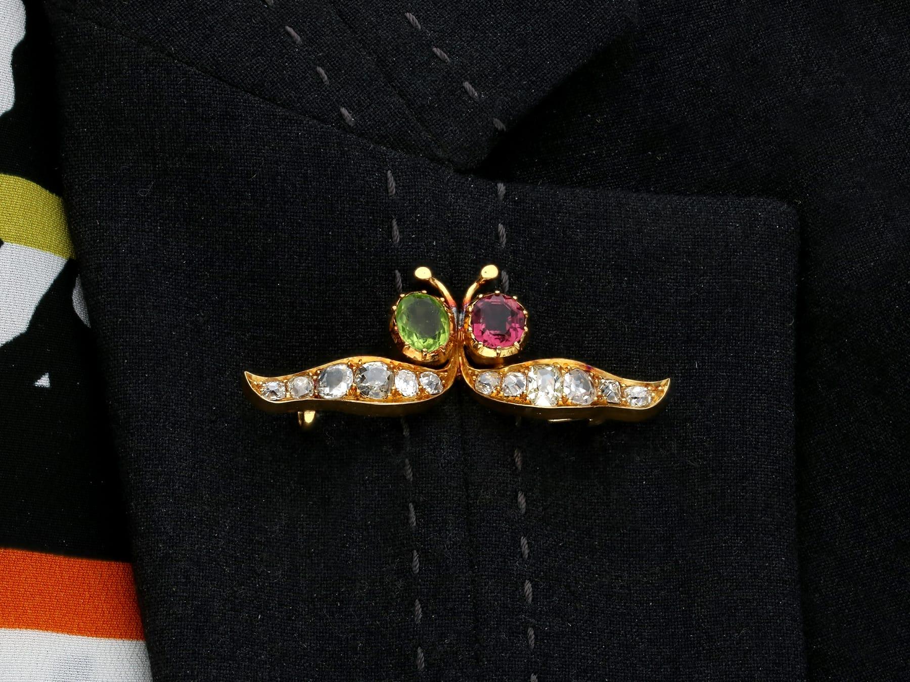 Victorian Kunzite and Peridot 2.96 Carat Diamond and Yellow Gold Brooch For Sale 3