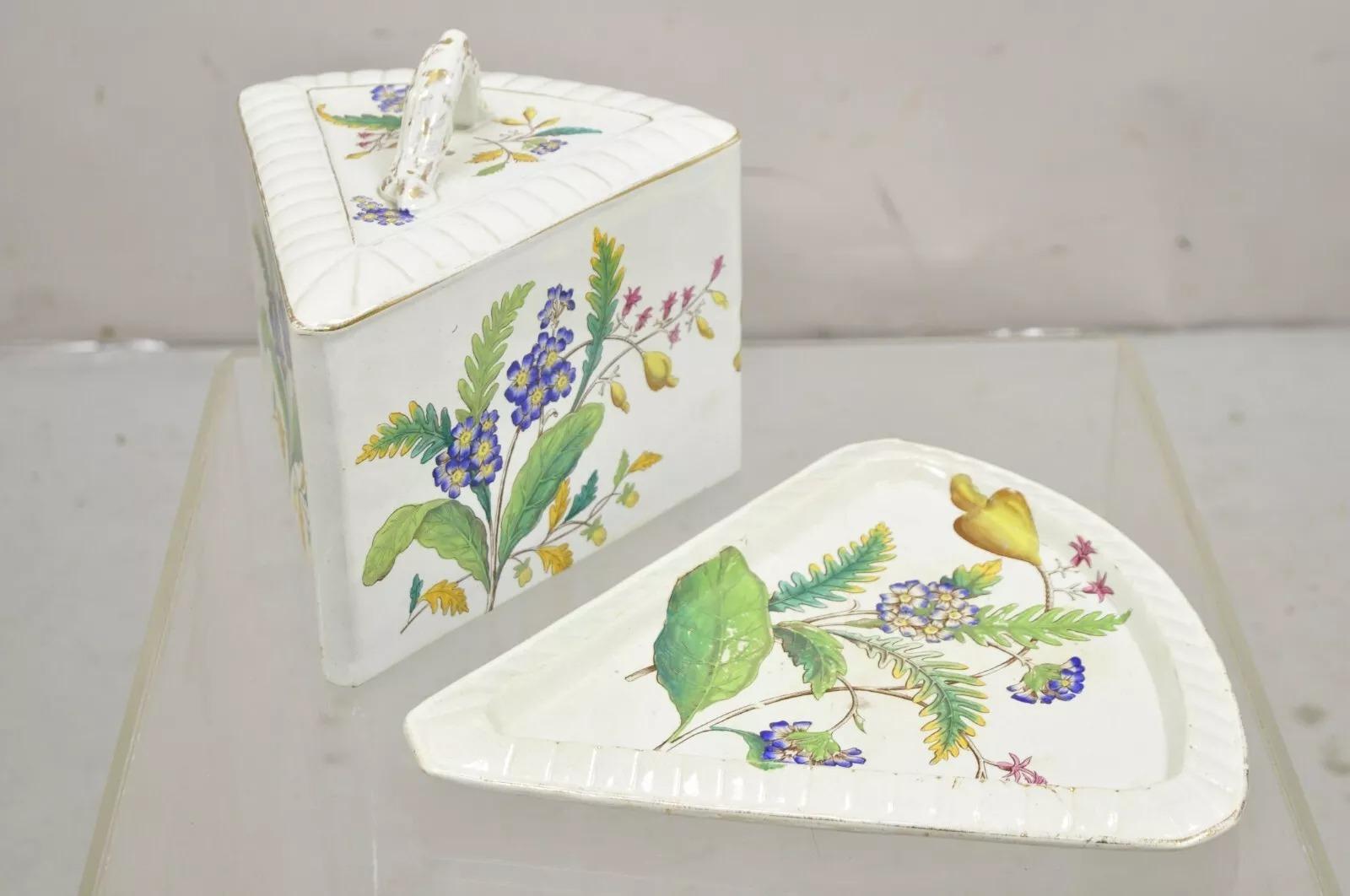 Grand plat à fromage victorien ancien couvert de porcelaine avec fleurs et feuilles en vente 1