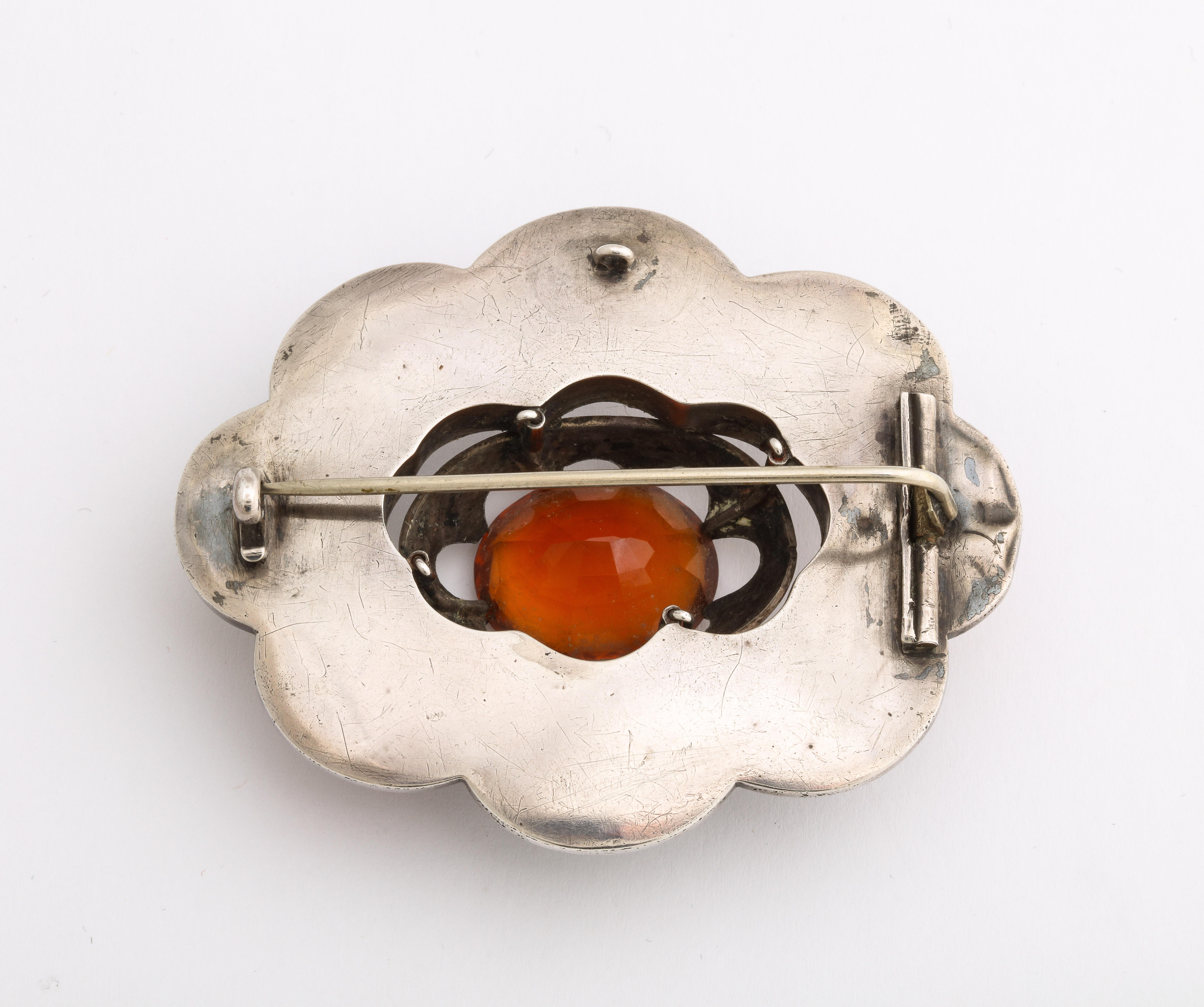 Antique Victorian Large Scalloped Scottish Agate Citrine Brooch For Sale 2