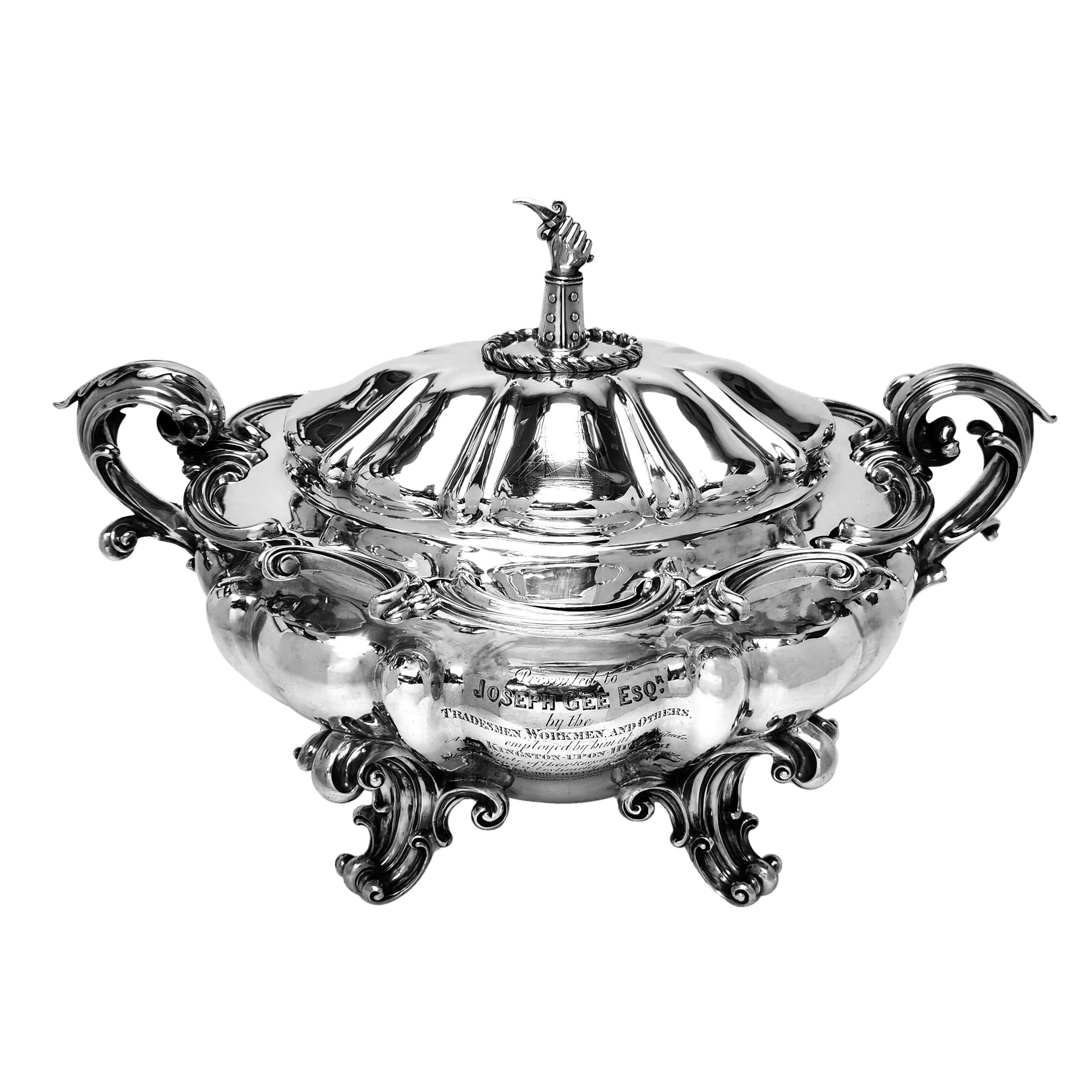 Sopera Victoriana Antigua de Plata de Ley 1837 Londres, Inglaterra Victoriano en venta