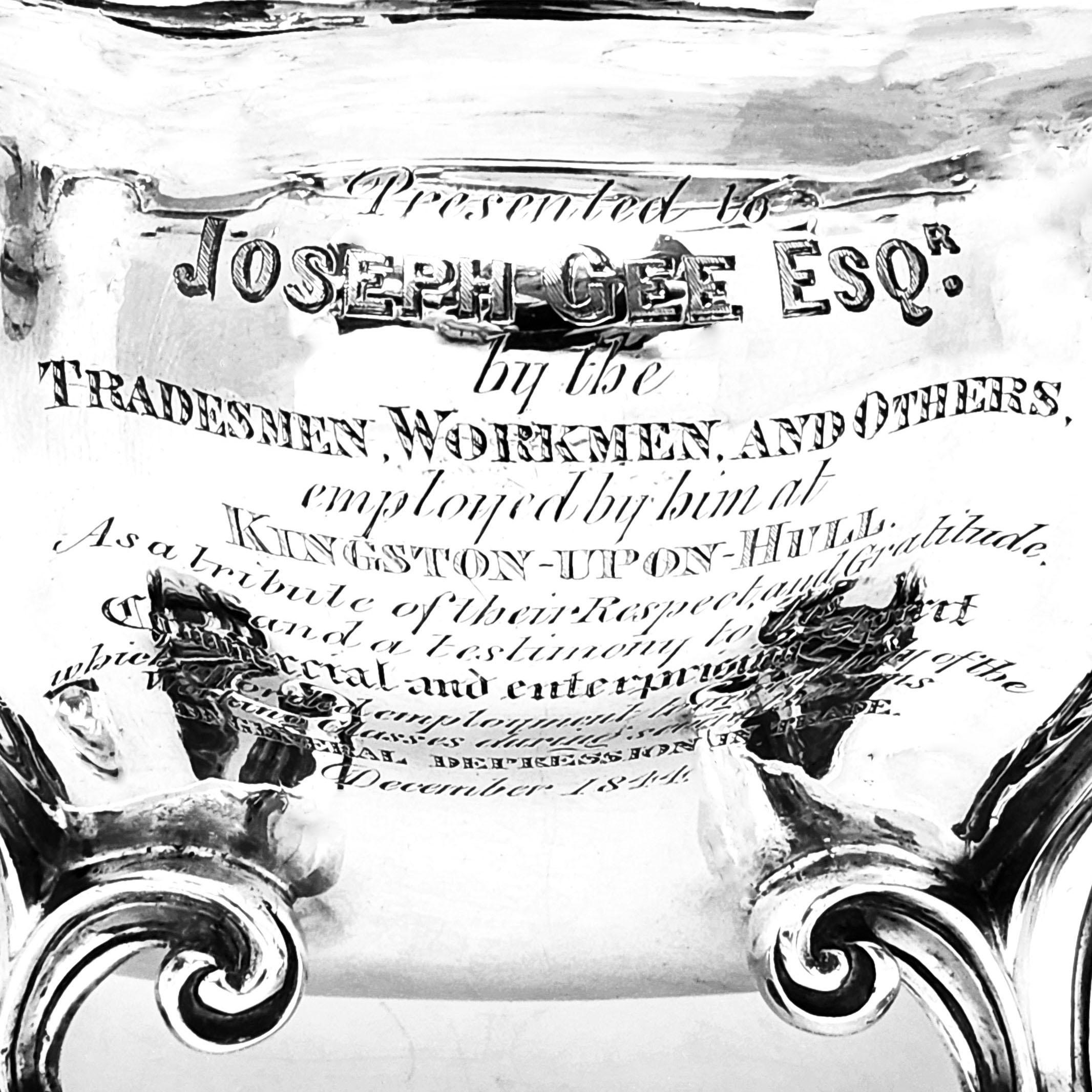 Sopera Victoriana Antigua de Plata de Ley 1837 Londres, Inglaterra Plata esterlina en venta