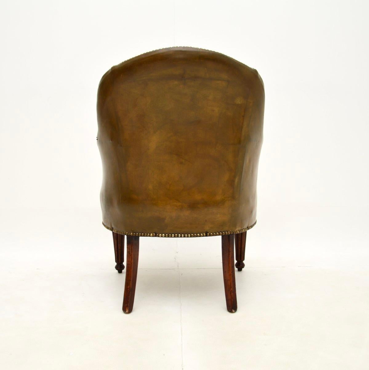 Mid-19th Century Antique Victorian Leather Armchair For Sale