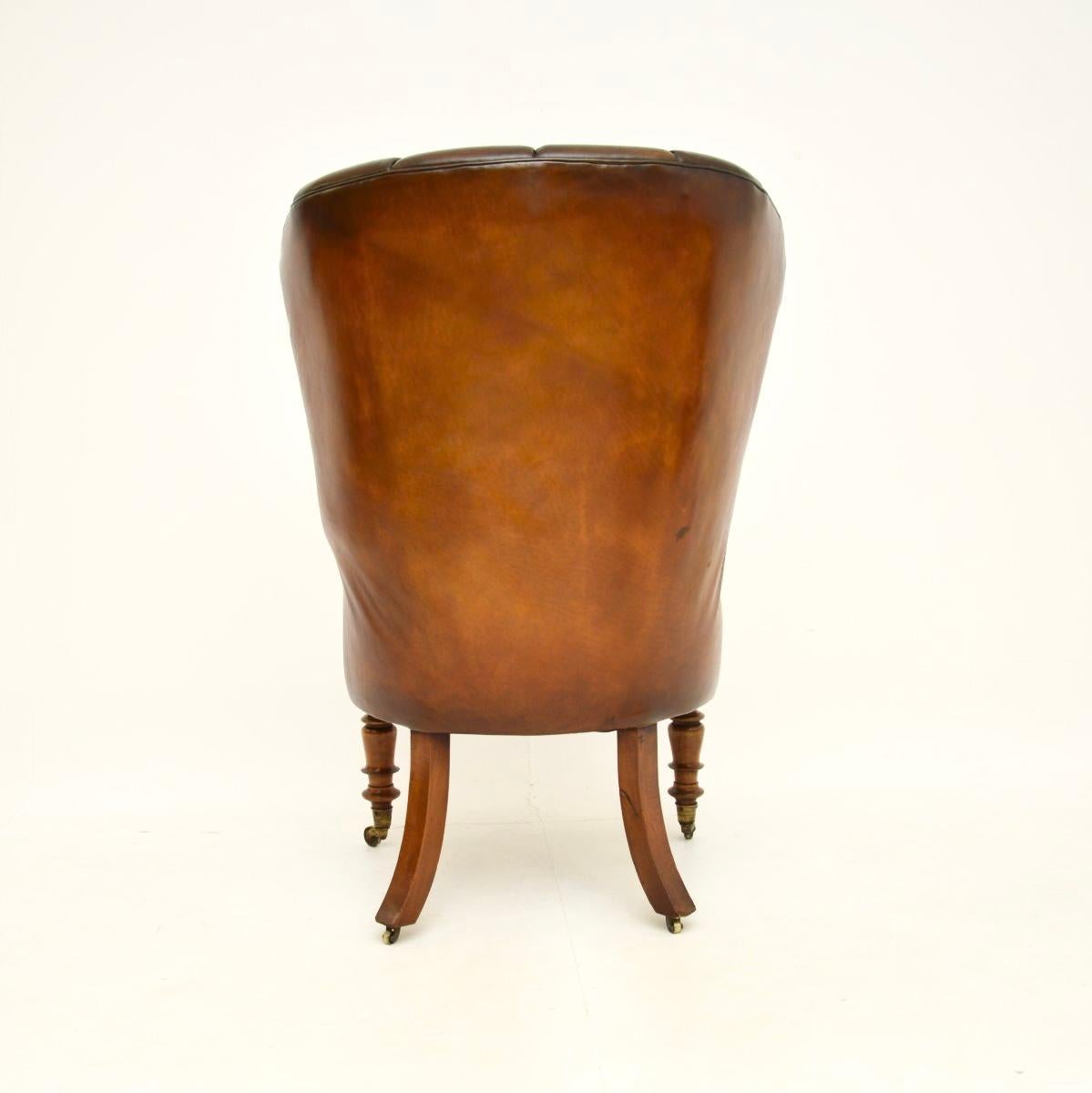 Antique Victorian Leather Barrel Back Wing Armchair For Sale 1
