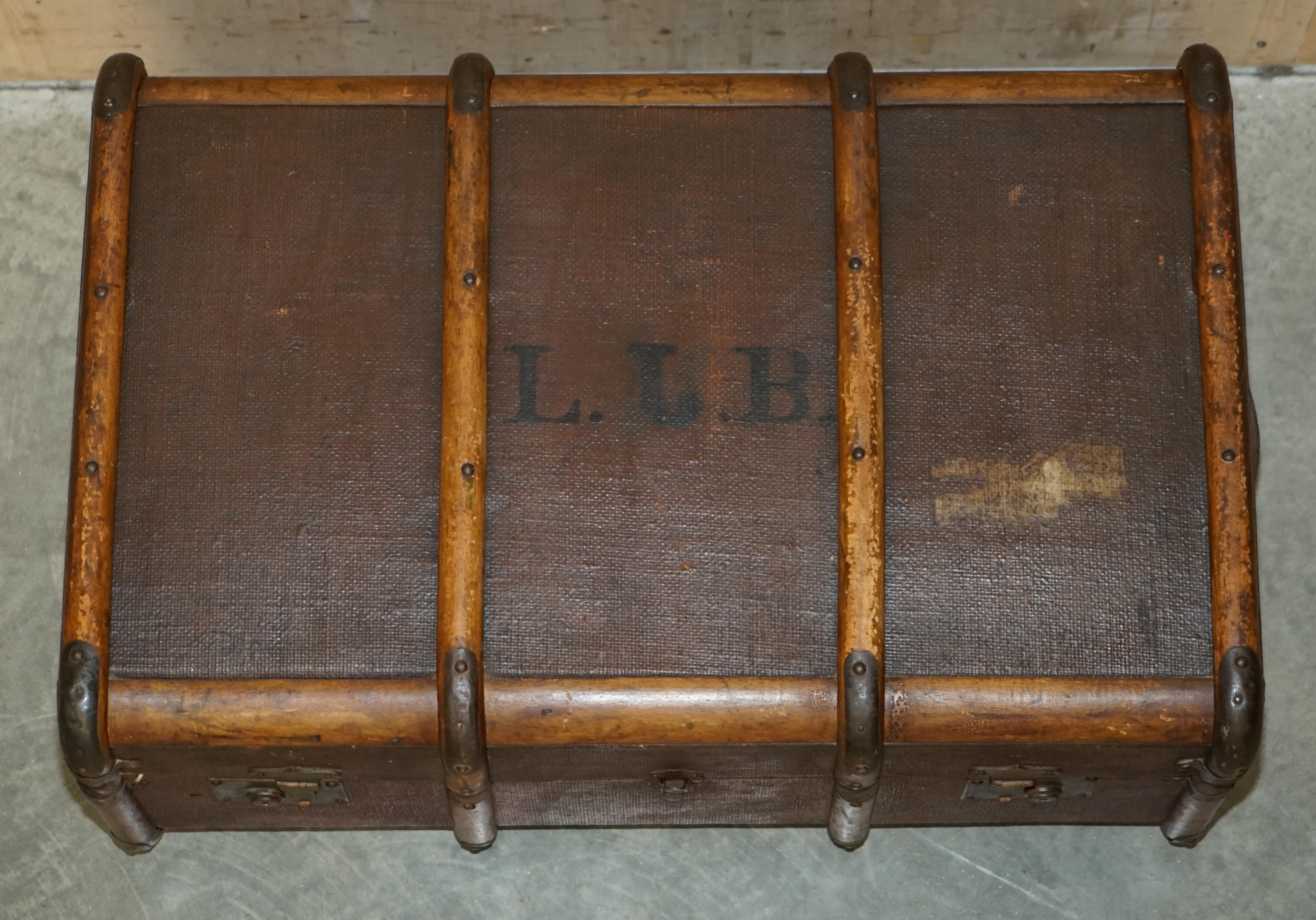 ANTIQUE ViCTORIAN LEATHER ELM & CANVAS STEAMER TRUNK CHEST COFFEE TABLE MUST SEE im Angebot 5