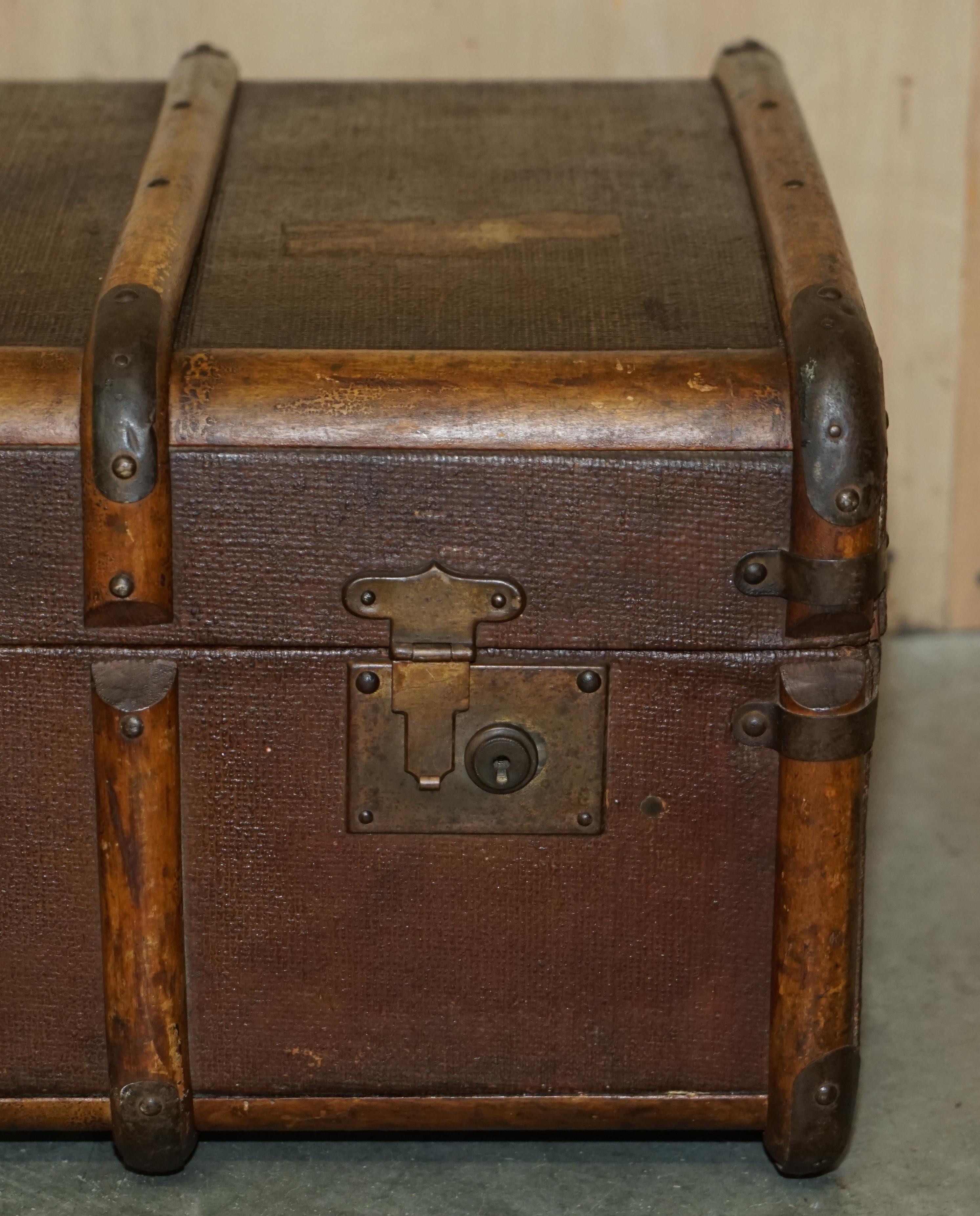 Late 19th Century ANTIQUE ViCTORIAN LEATHER ELM & CANVAS STEAMER TRUNK CHEST COFFEE TABLE MUST SEE For Sale