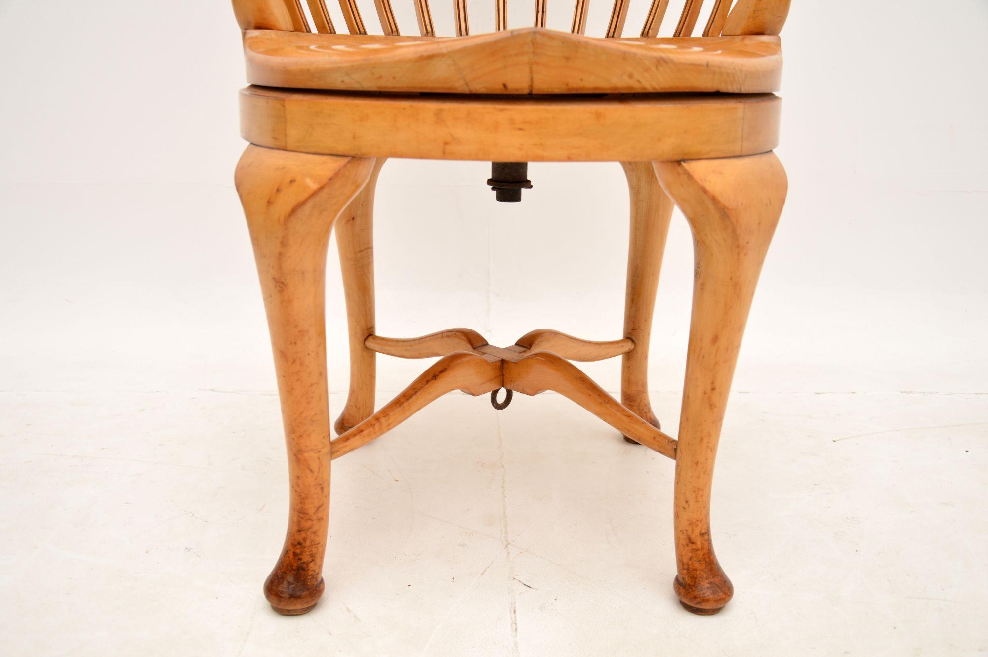 Antiker viktorianischer Leder-Schreibtisch-Drehstuhl im Angebot 5