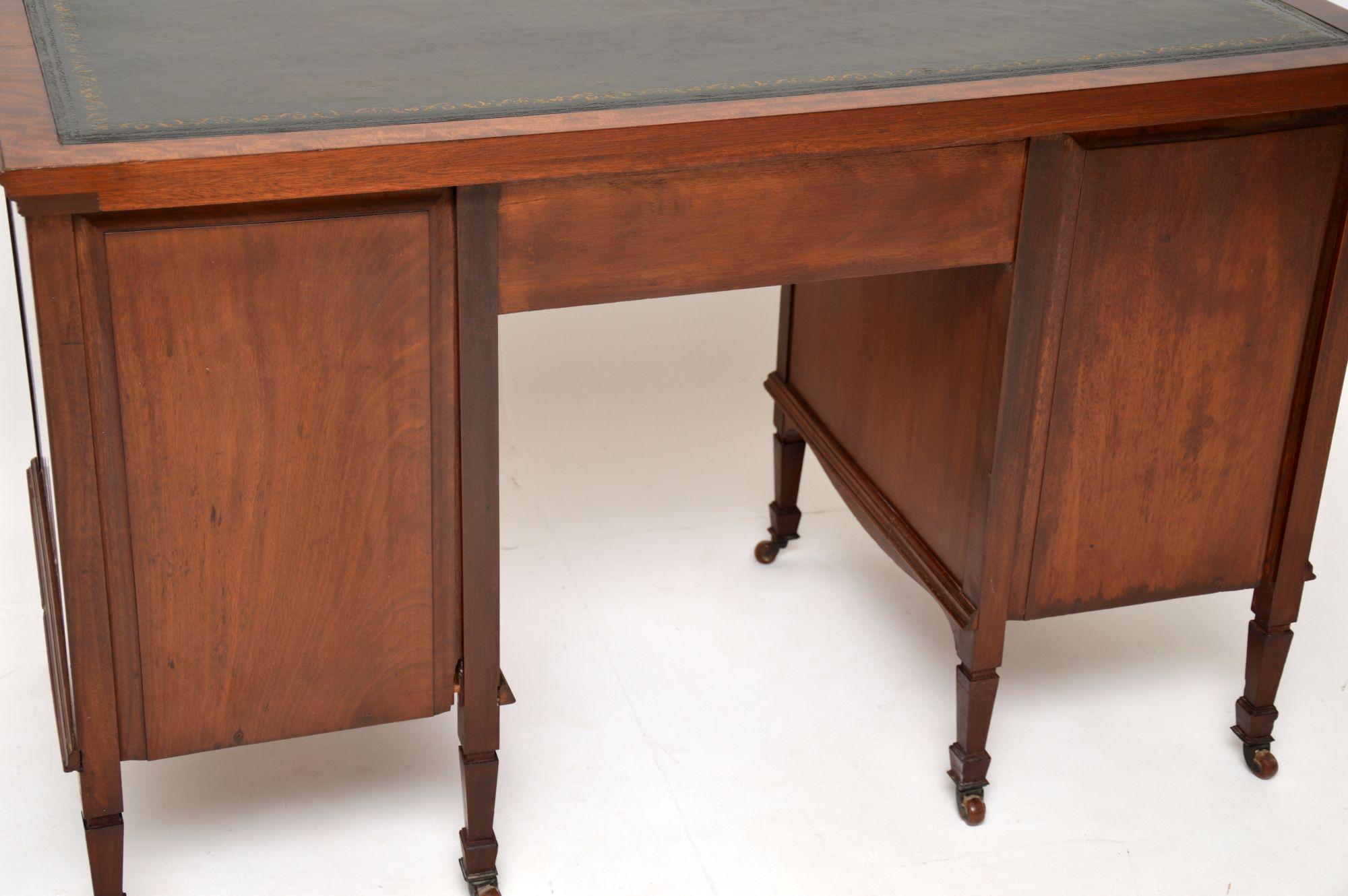 Wood Antique Victorian Leather Top Desk For Sale