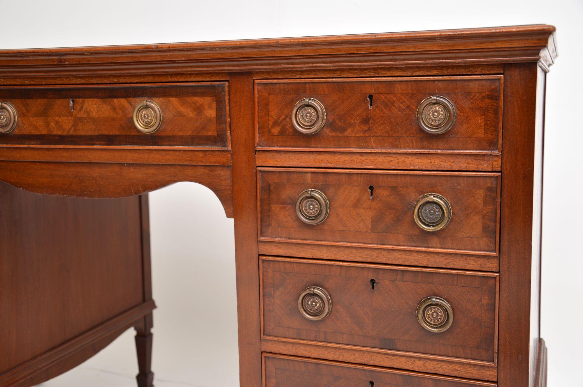 Antique Victorian Leather Top Desk 5