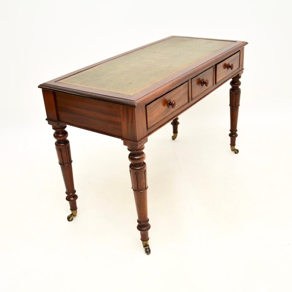 William IV Bureau / Table à écrire victorien ancien