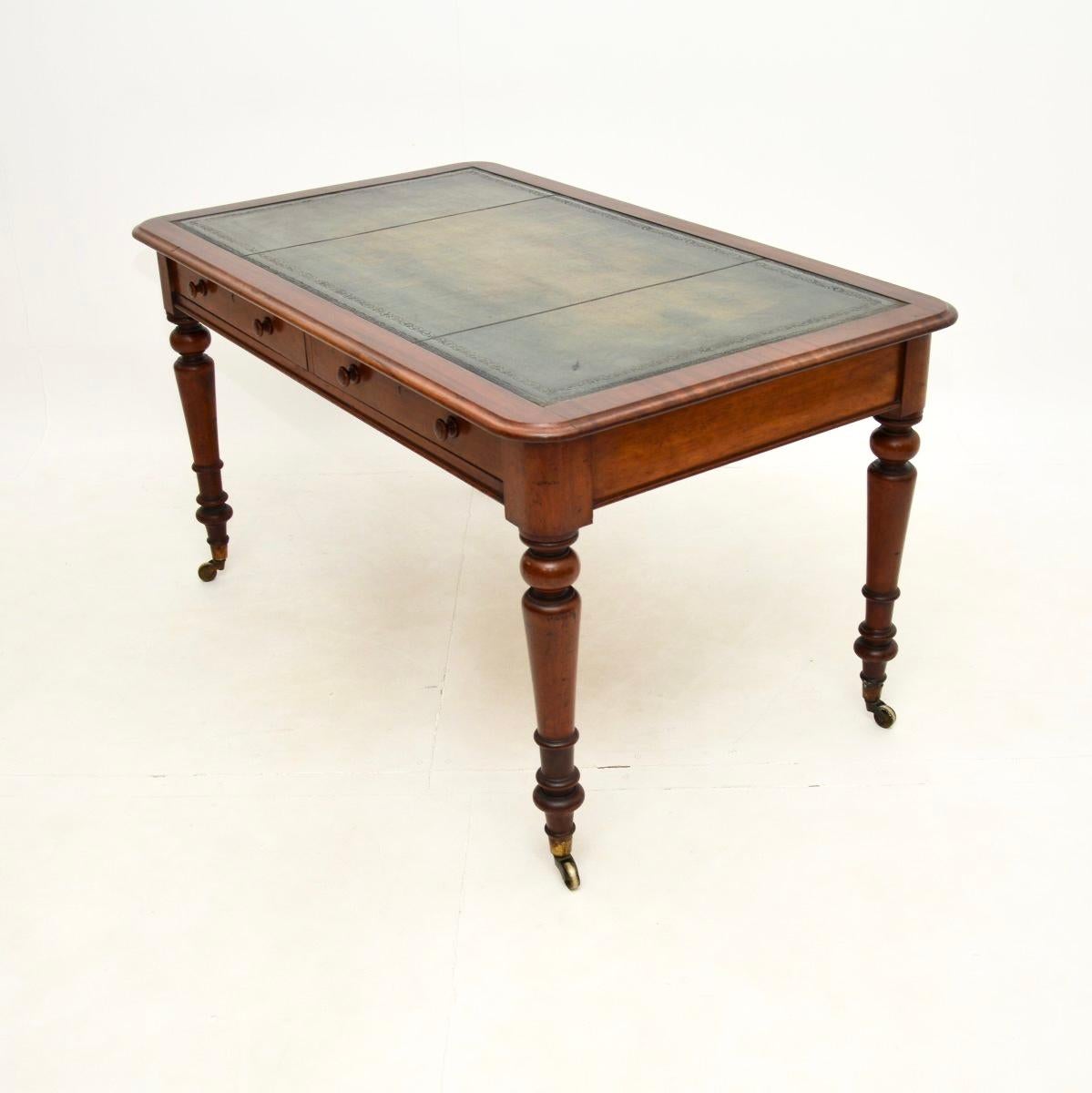 Britannique Bureau / Table à écrire victorien ancien en vente