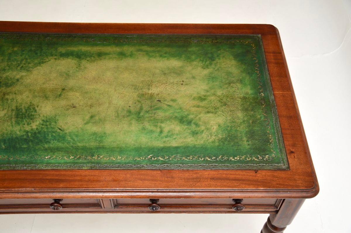 Antique Victorian Leather Top Desk / Writing Table 2