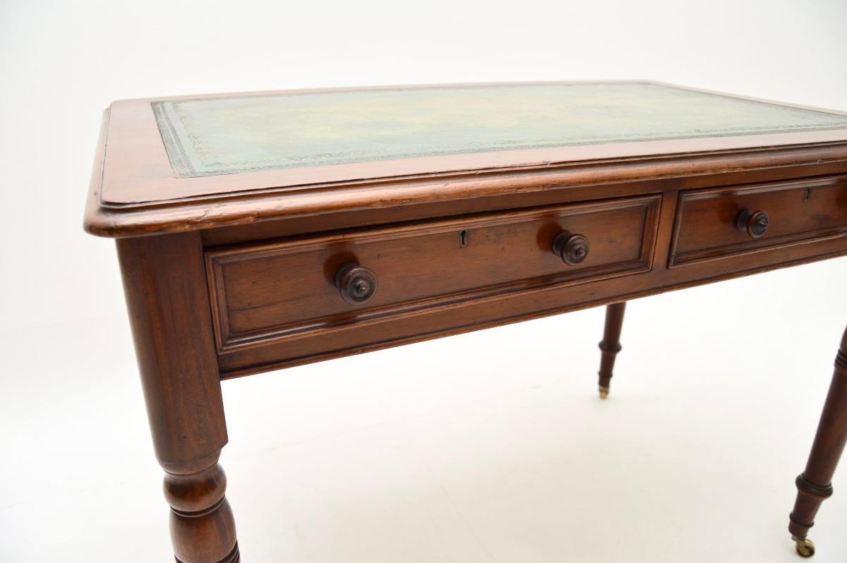 Antique Victorian Leather Top Desk / Writing Table 3