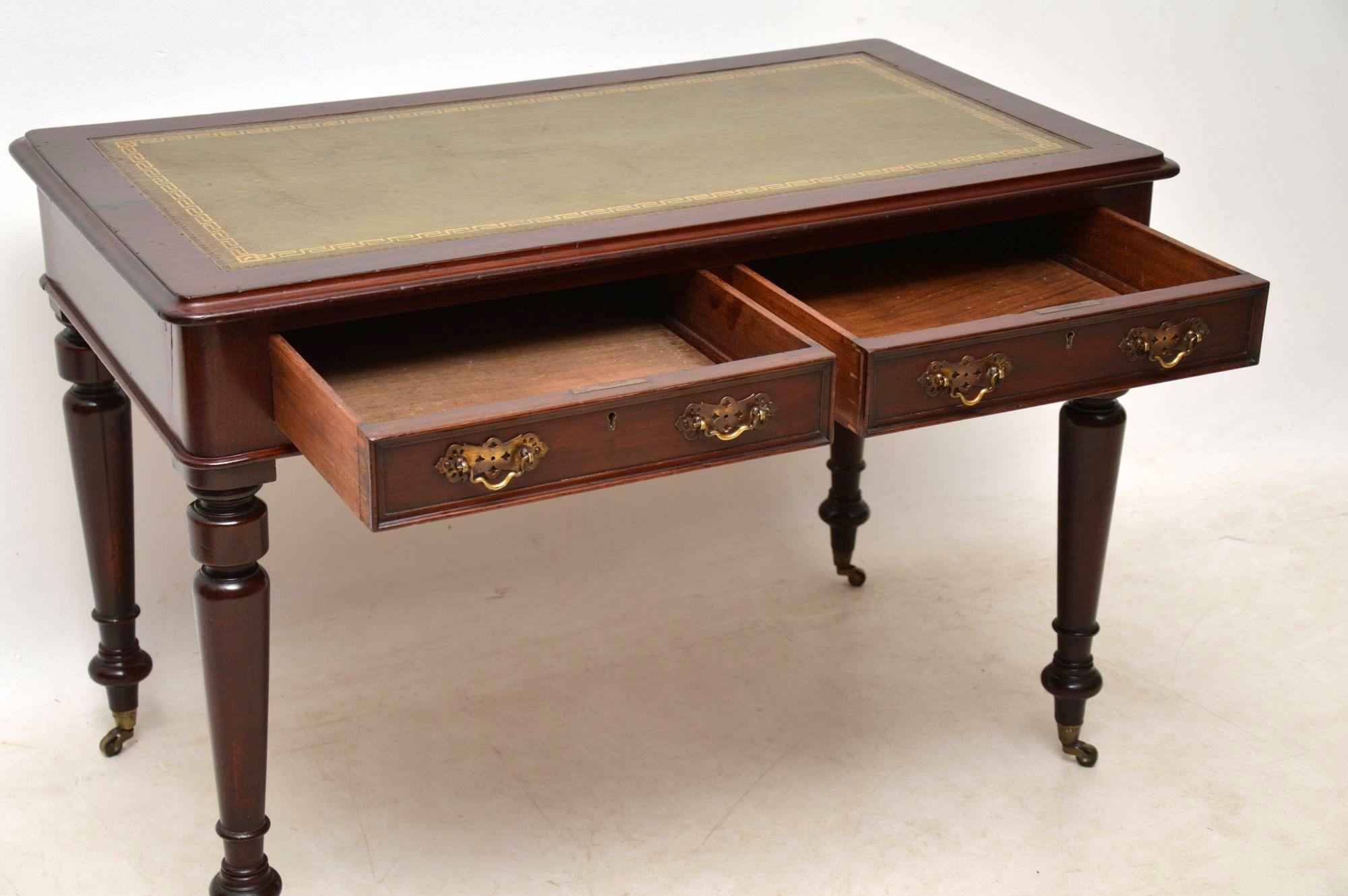 Antique Victorian Leather Top Mahogany Writing Table In Excellent Condition In London, GB