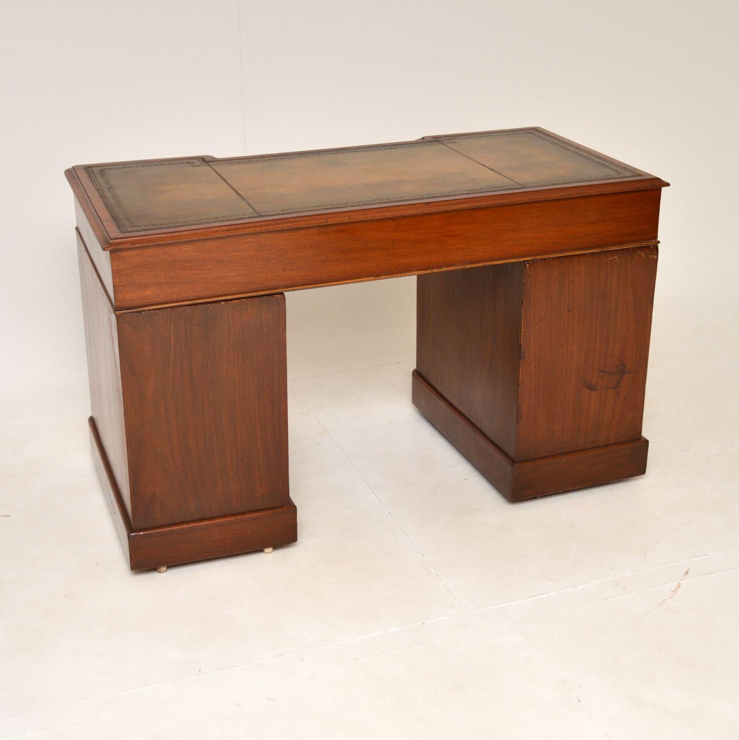 British Antique Victorian Leather Top Pedestal Desk For Sale