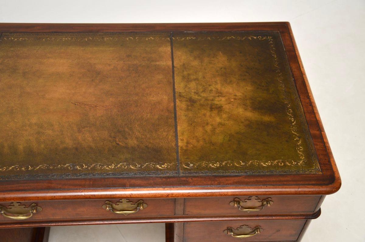 Antique Victorian Leather Top Pedestal Desk For Sale 2
