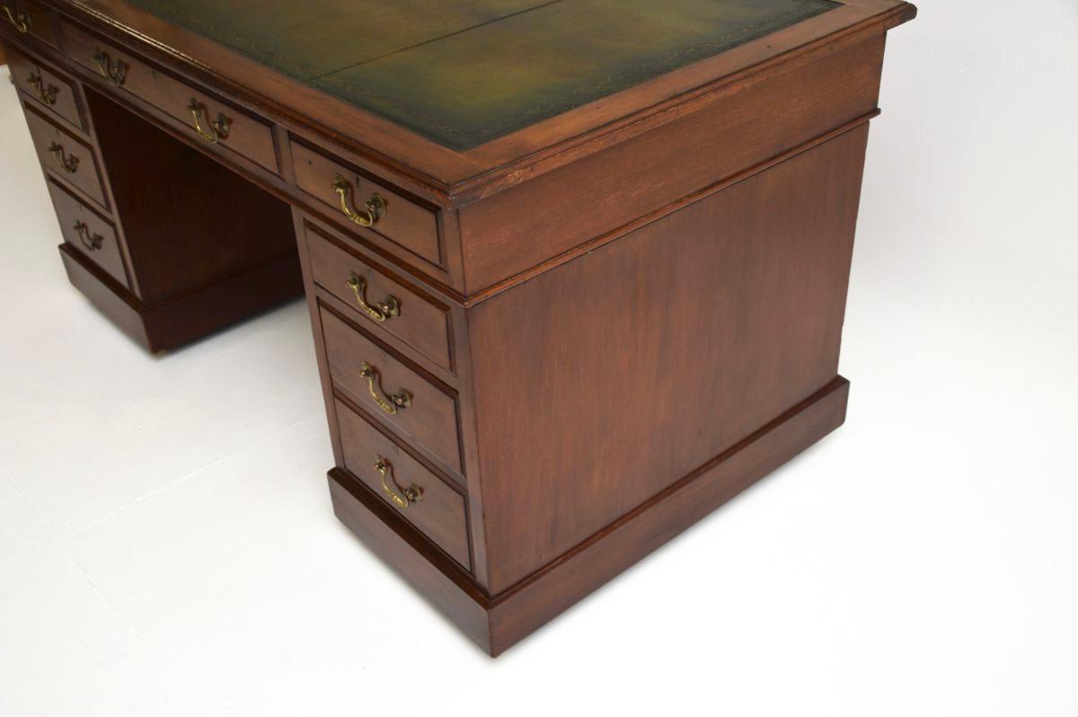 Antique Victorian Leather Top Pedestal Desk For Sale 3