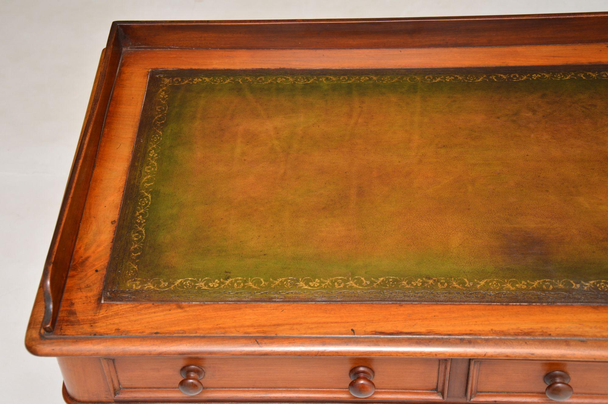 English Antique Victorian Leather Top Writing Table / Desk