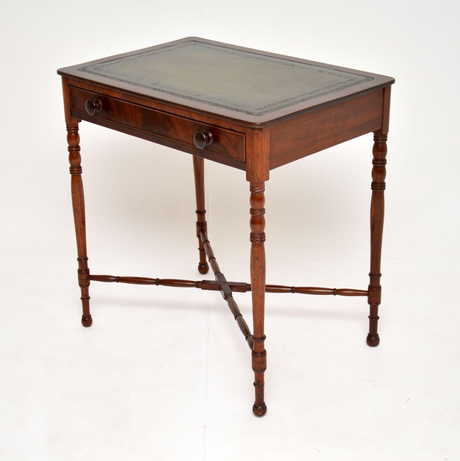 English Antique Victorian Leather Top Writing Table / Desk