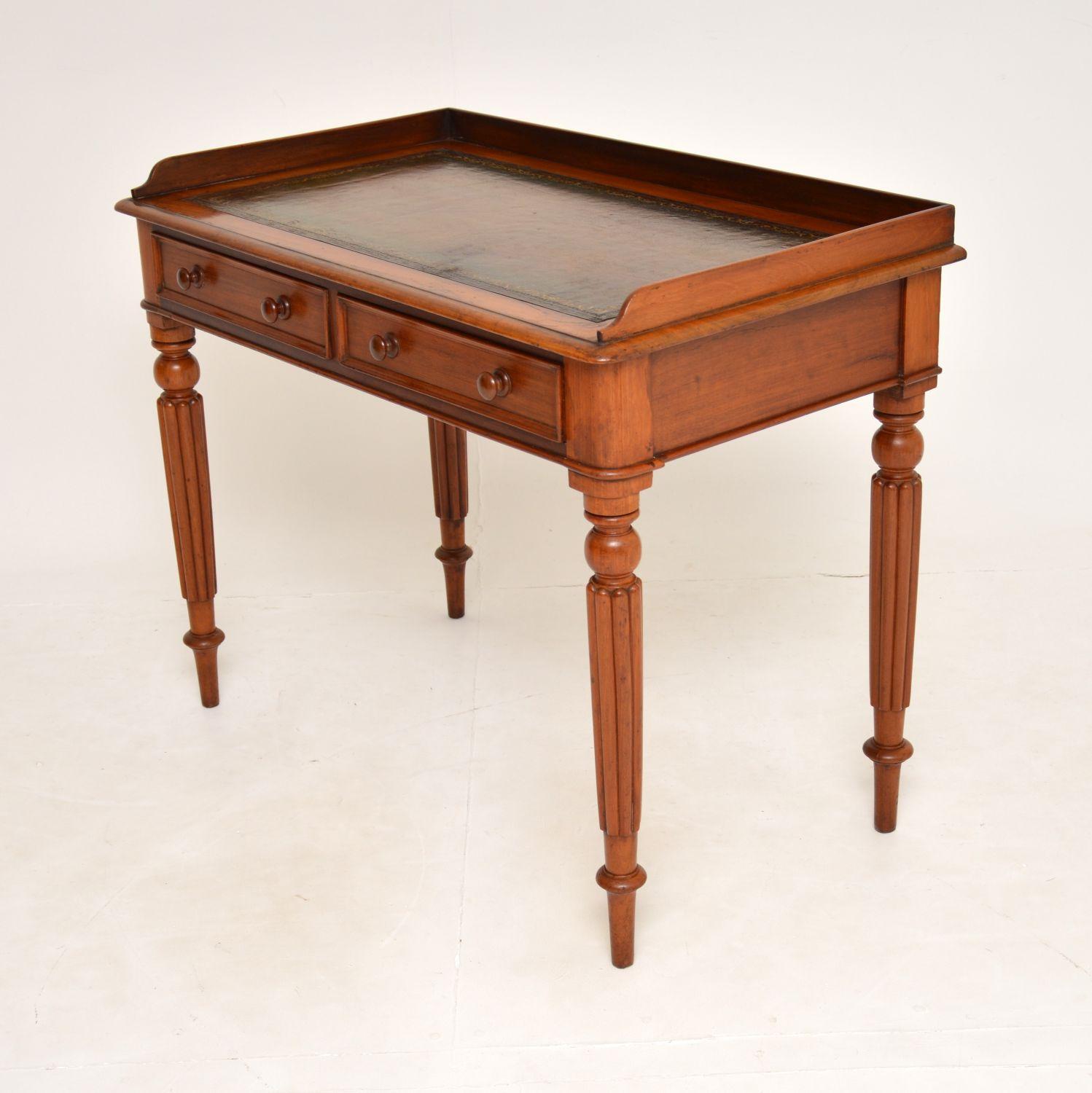 19th Century Antique Victorian Leather Top Writing Table / Desk