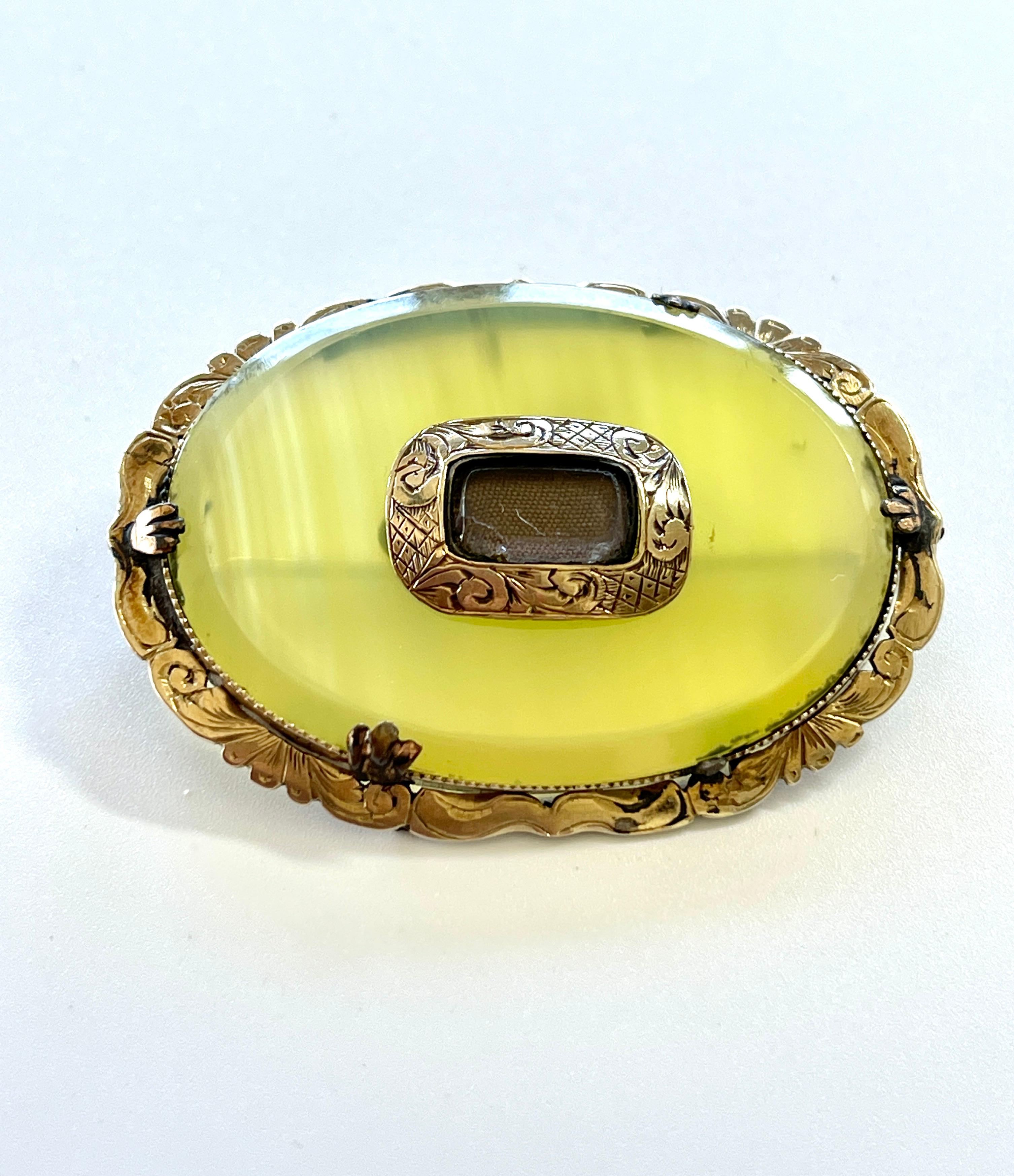 Late Victorian Antique Victorian Lemon Banded Agate Mourning Brooch Pendant Hair Work c1890s For Sale