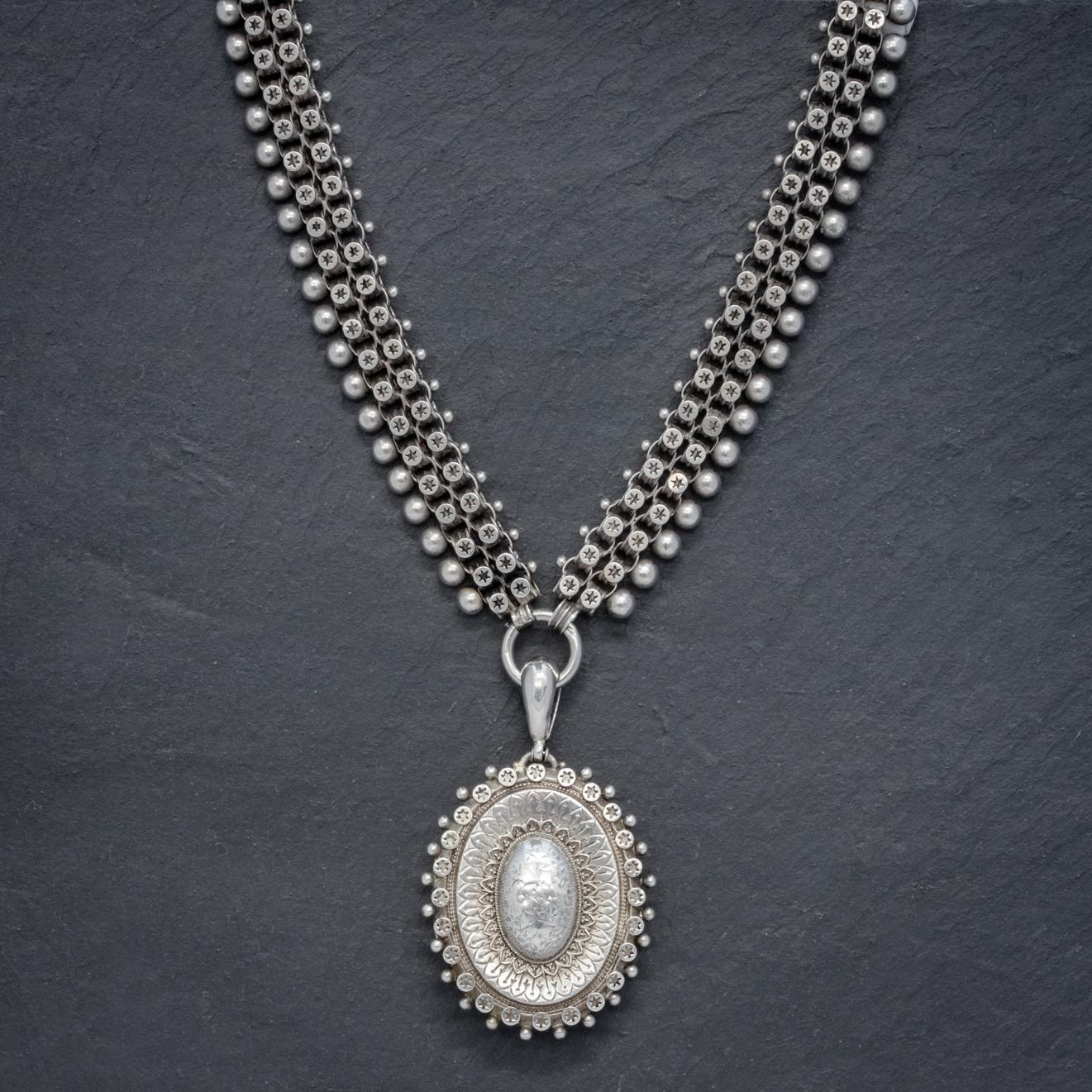 Women's or Men's Antique Victorian Locket Collar Silver Necklace, circa 1880 For Sale