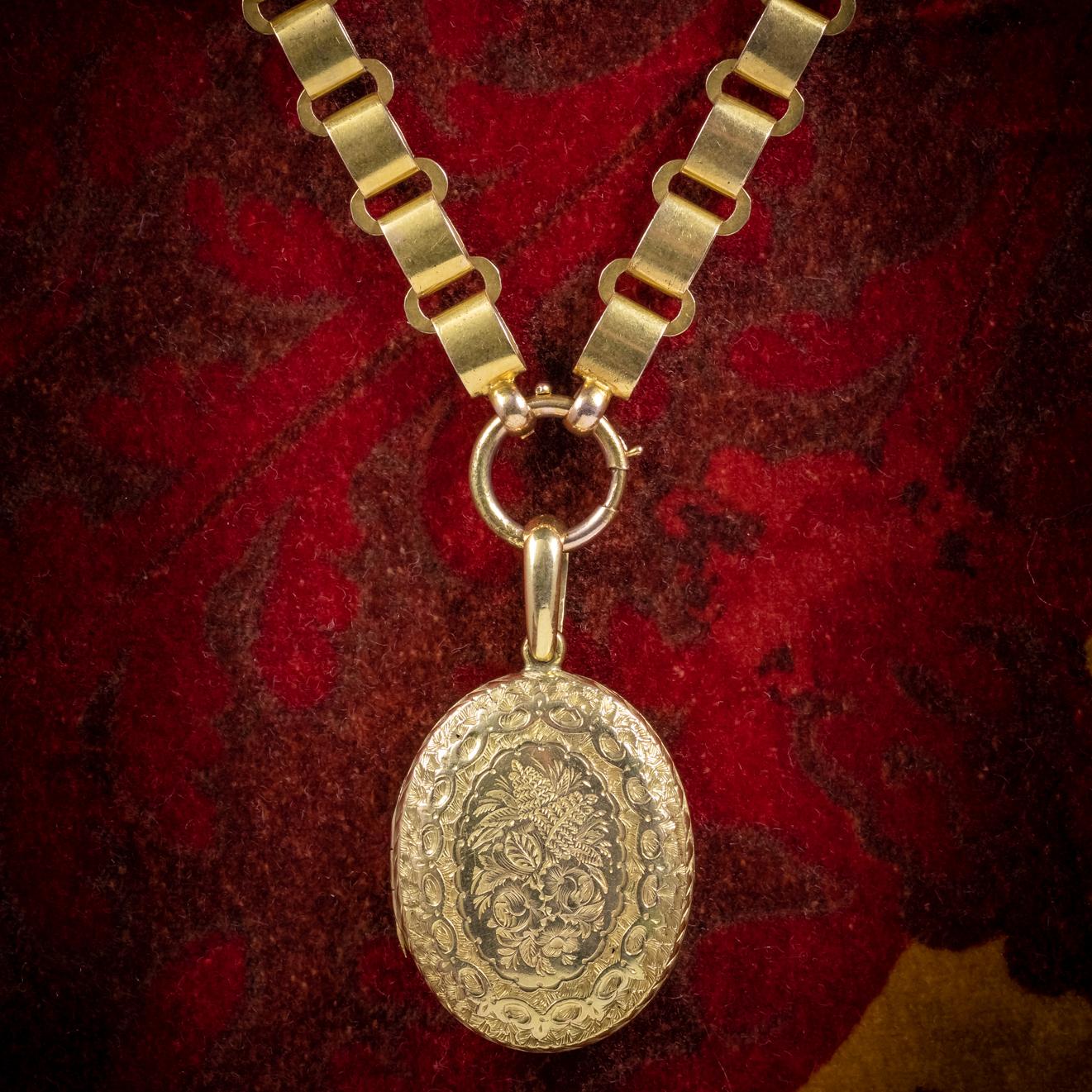 This spectacular antique Locket and collar have been beautifully preserved from the Victorian era Circa 1900. 

The locket is engraved on the front and back with lovely abstract patterns and a bouquet of flowers in the centre.

Fitted with Rims and