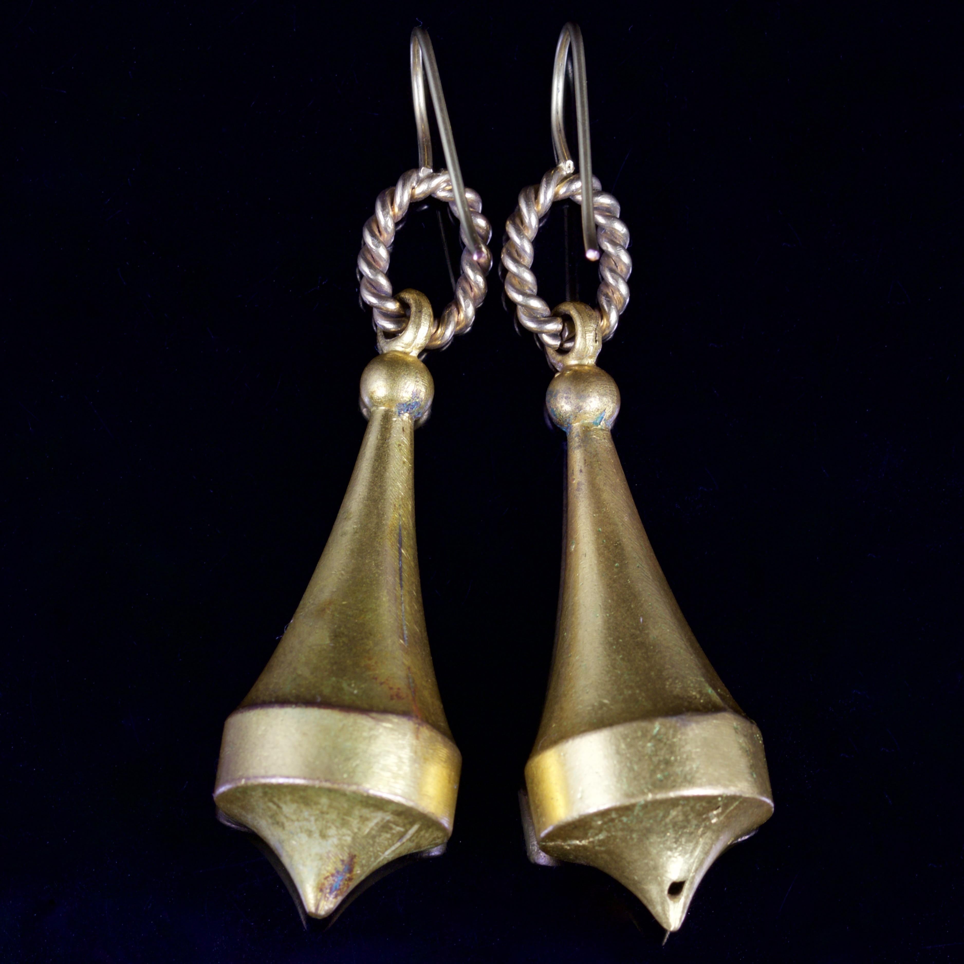 Antique Victorian Long Earrings Gold Gilt, circa 1880 In Excellent Condition For Sale In Lancaster, Lancashire