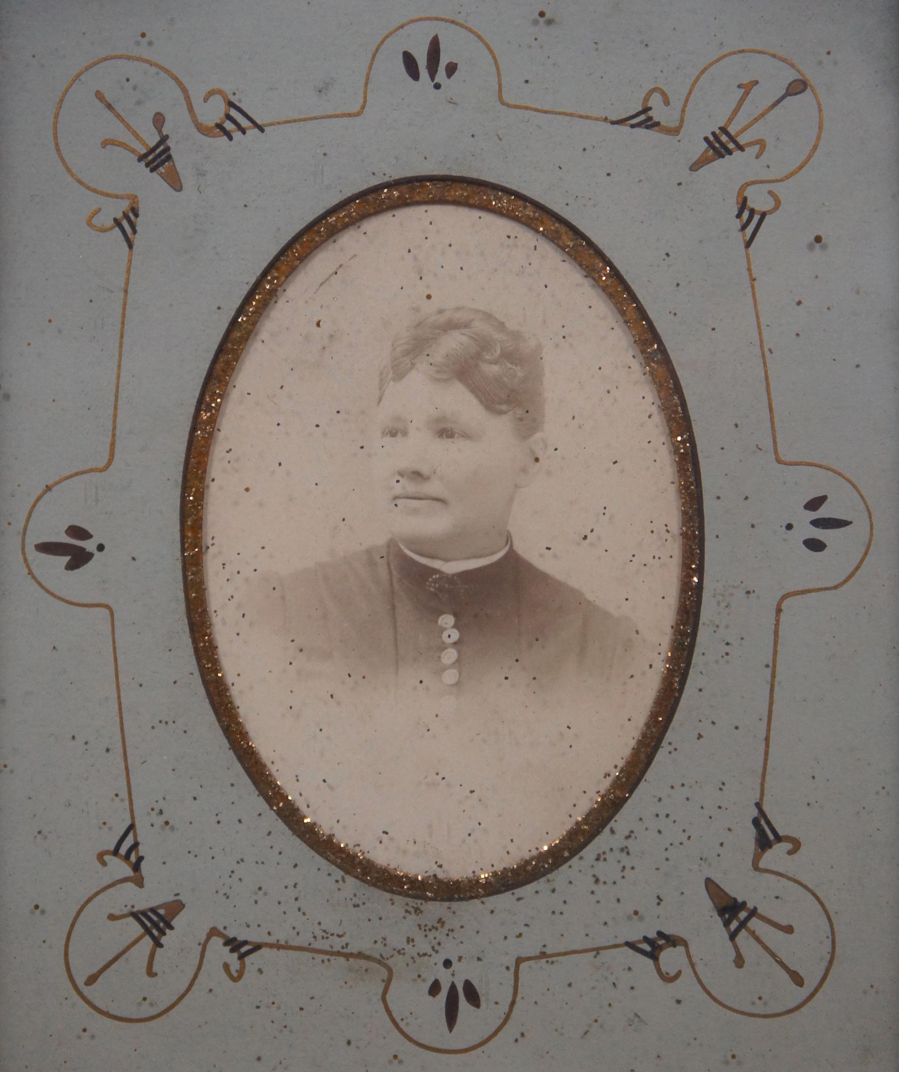 Antique Victorian Low Relief Giltwood Picture Art Photo Frame & Portrait 6