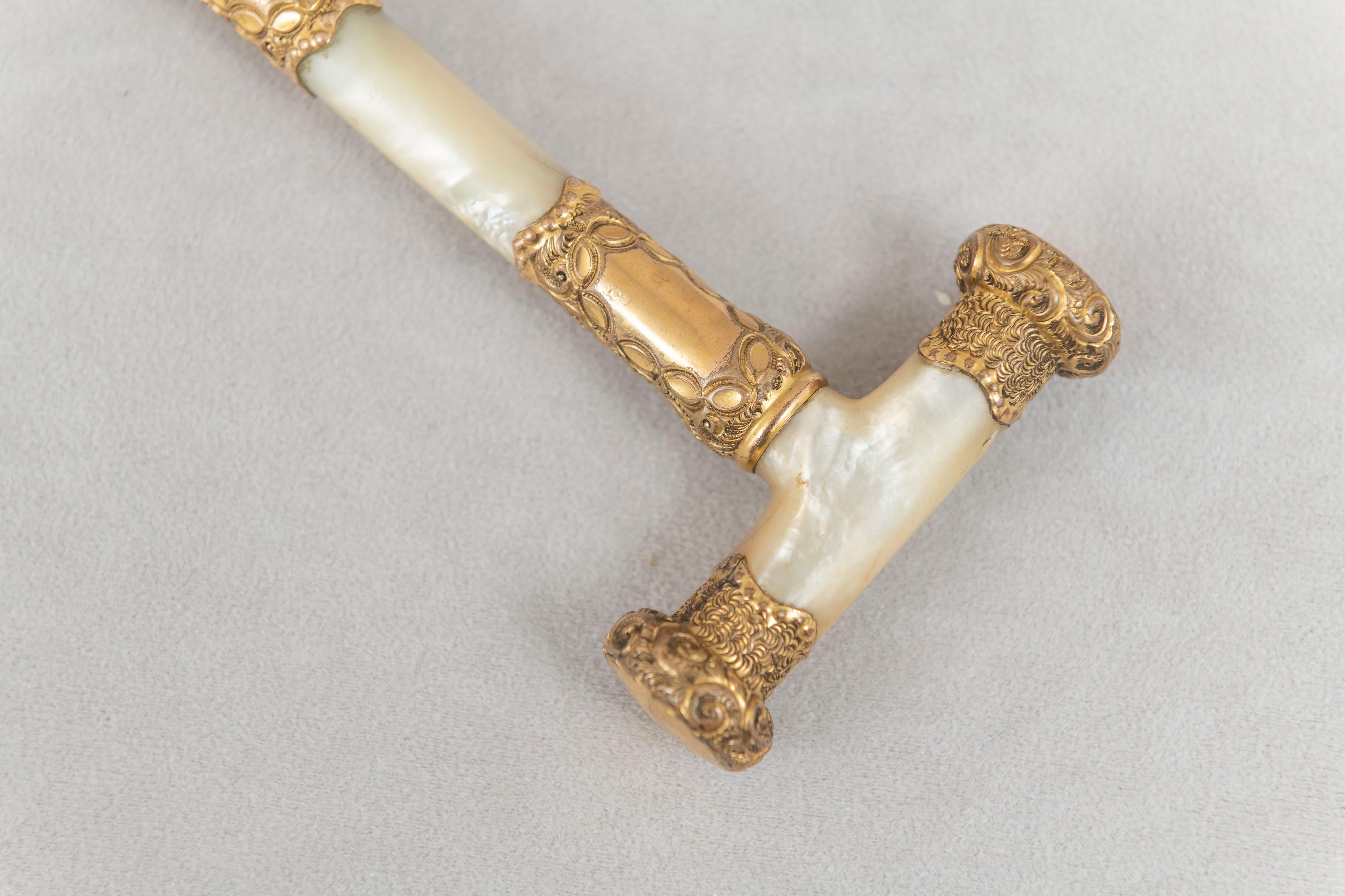 Américain Verre grossissant victorien ancien, nacre, rempli d'or 18 carats, vers 1890 en vente