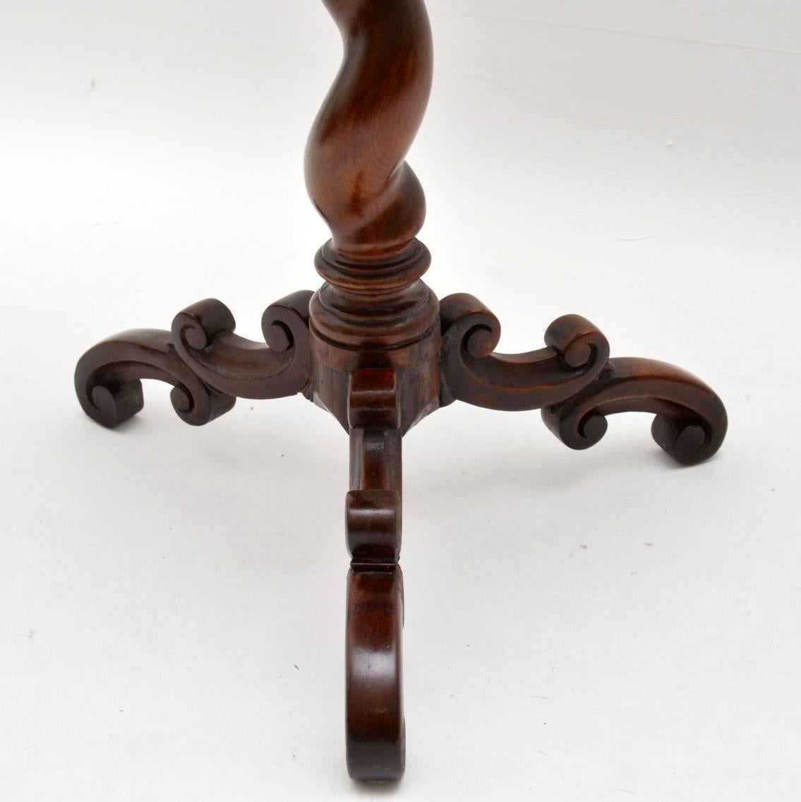Antique Victorian Mahogany Barley Twist Table In Good Condition In London, GB