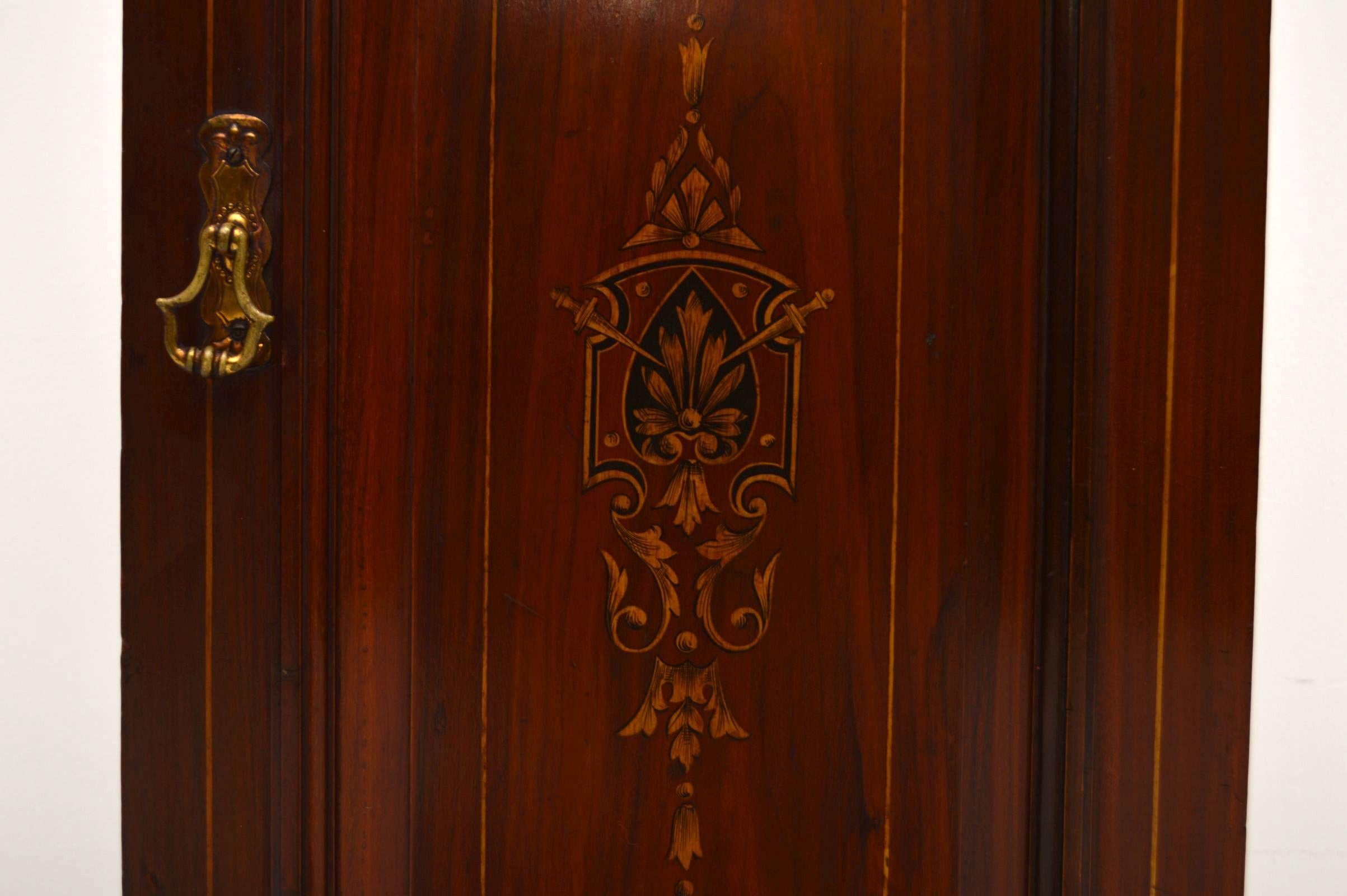 Antique Victorian Mahogany Bedside Cabinet (Englisch)