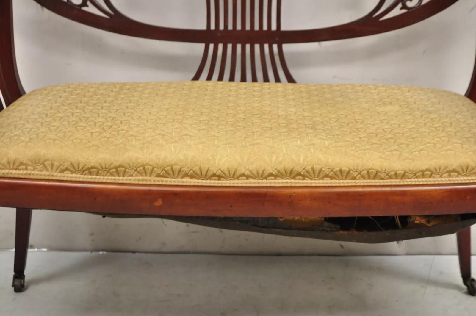 Antique Victorian Mahogany Carve Fretwork Sofa Parlor Bench Settee Loveseat 4