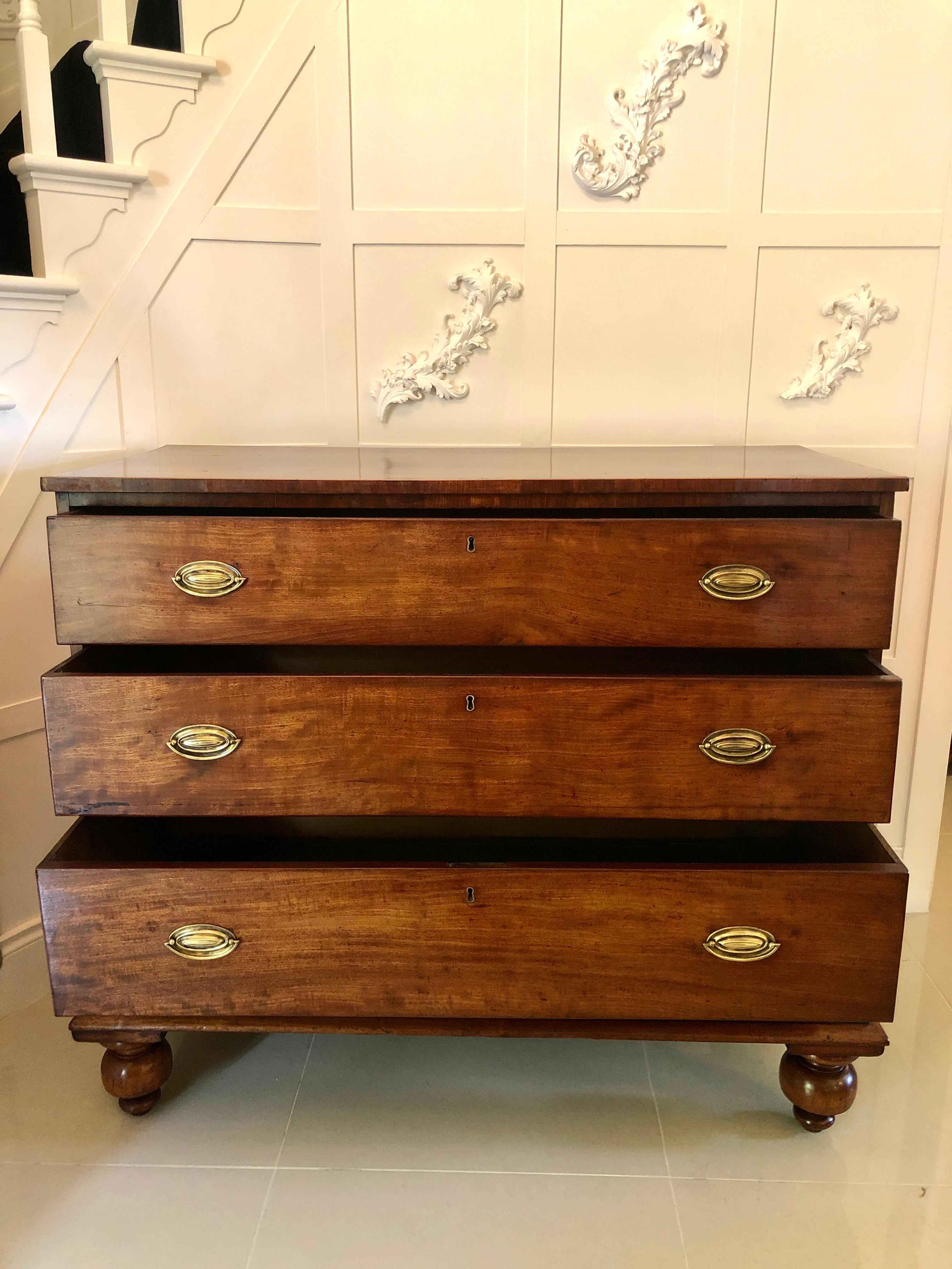Antique Victorian Mahogany Chest of Drawers For Sale 4
