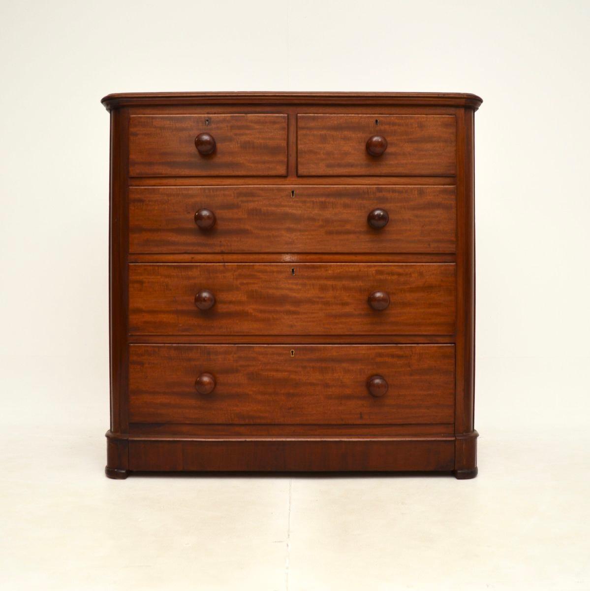 Victorien tardif Ancienne commode victorienne en acajou en vente