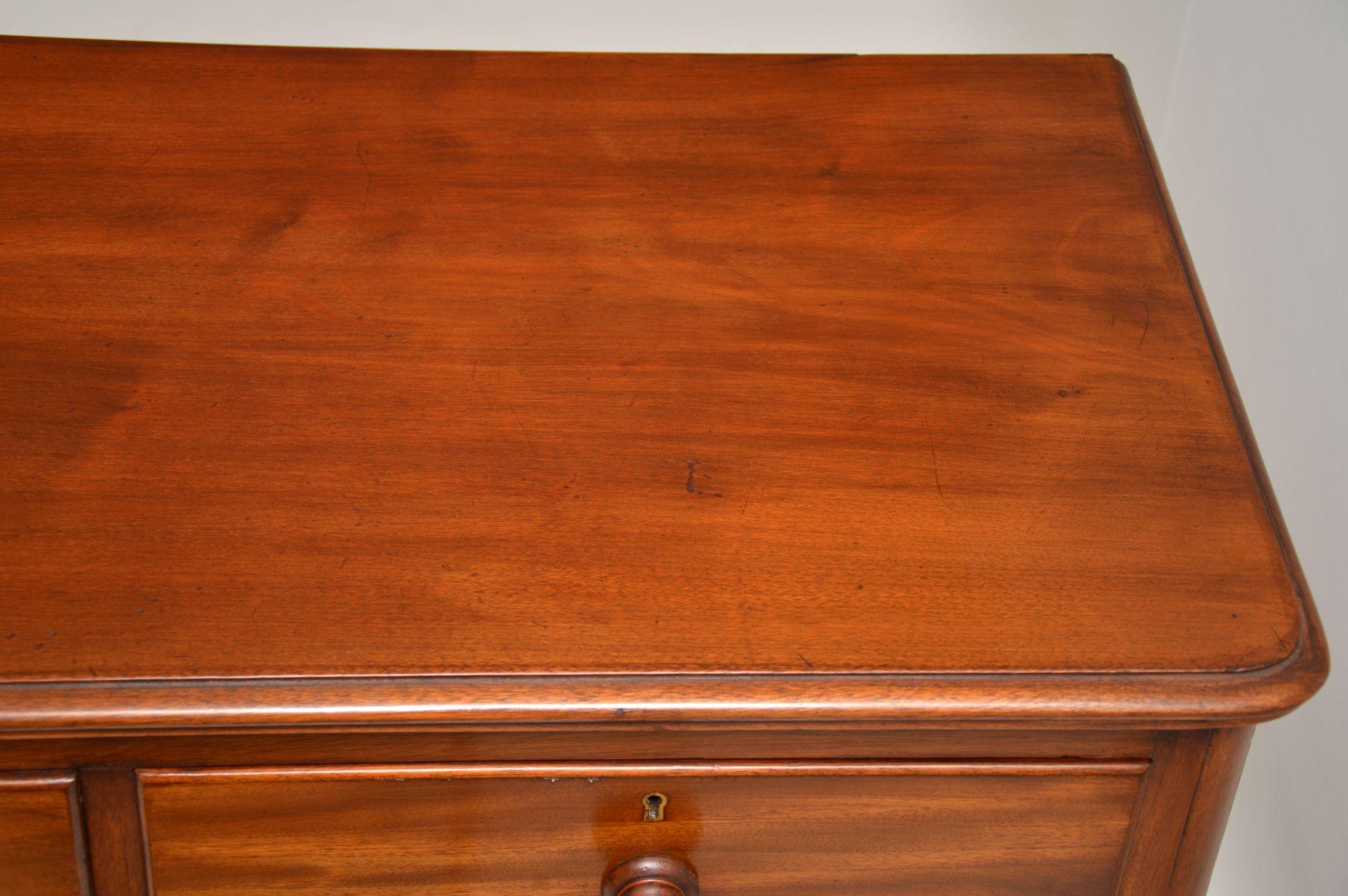 Antique Victorian Mahogany Chest of Drawers 2